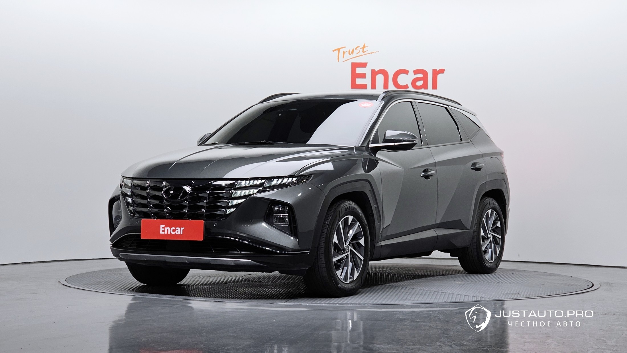 Автомобиль Hyundai Tucson