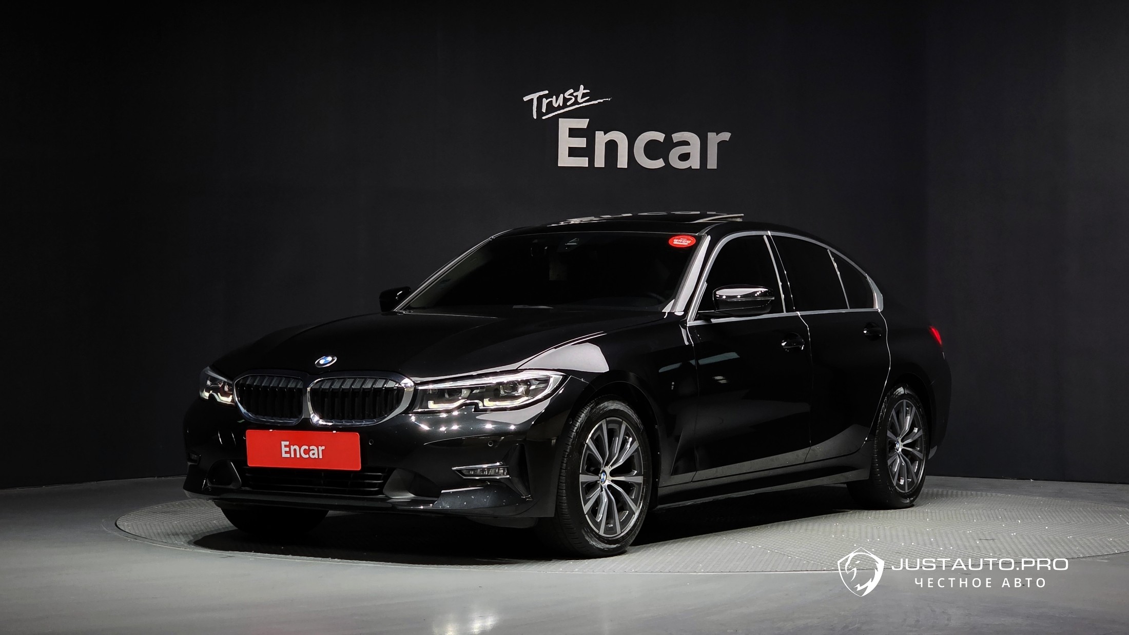 Автомобиль BMW 3-Series