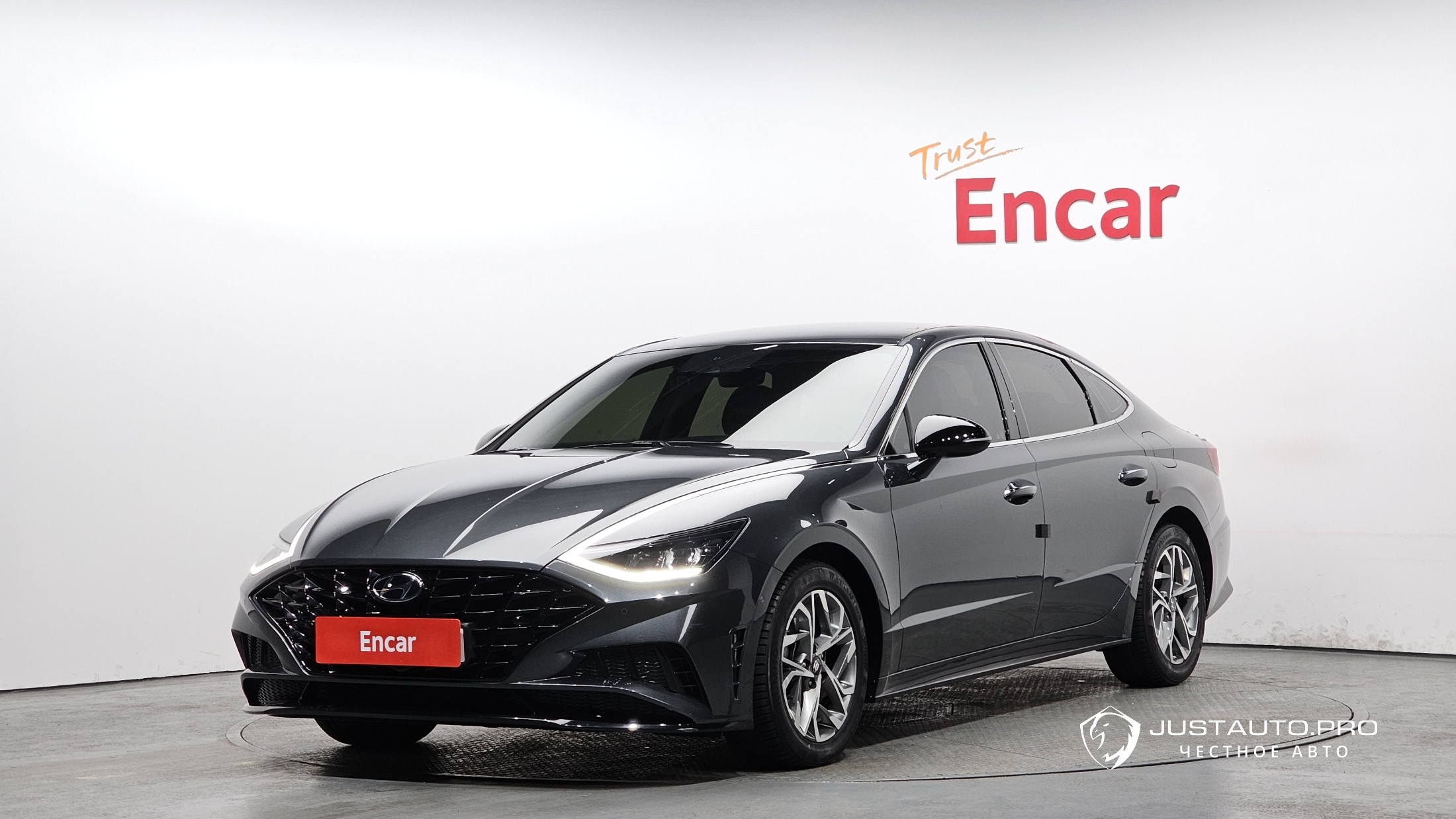 Автомобиль Hyundai Sonata