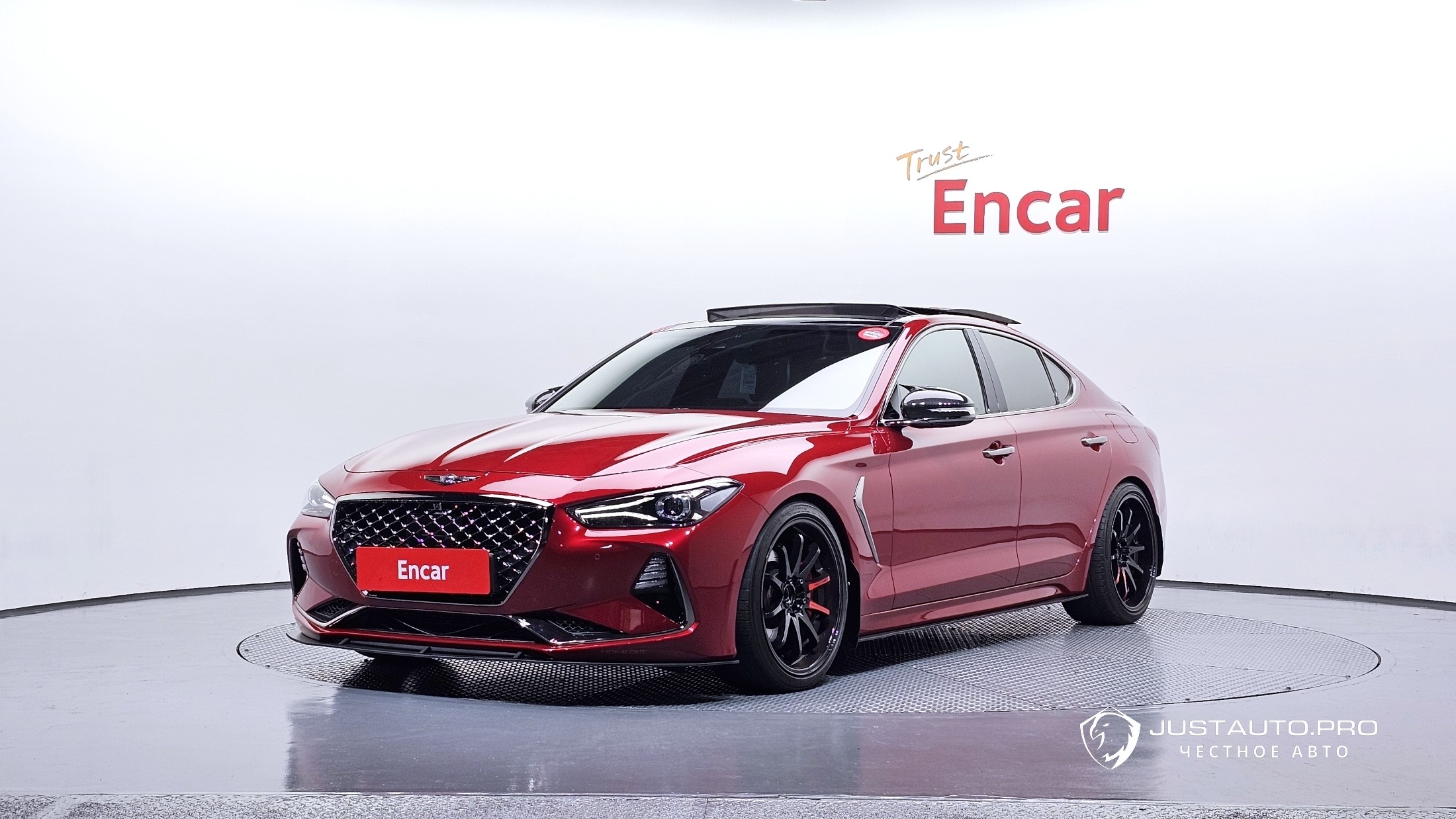 Автомобиль Genesis G70