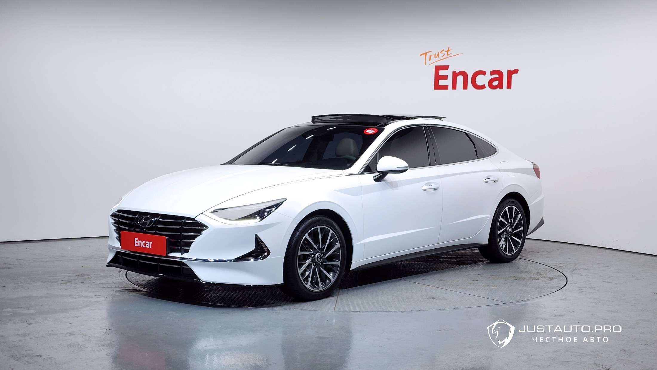 Автомобиль Hyundai Sonata