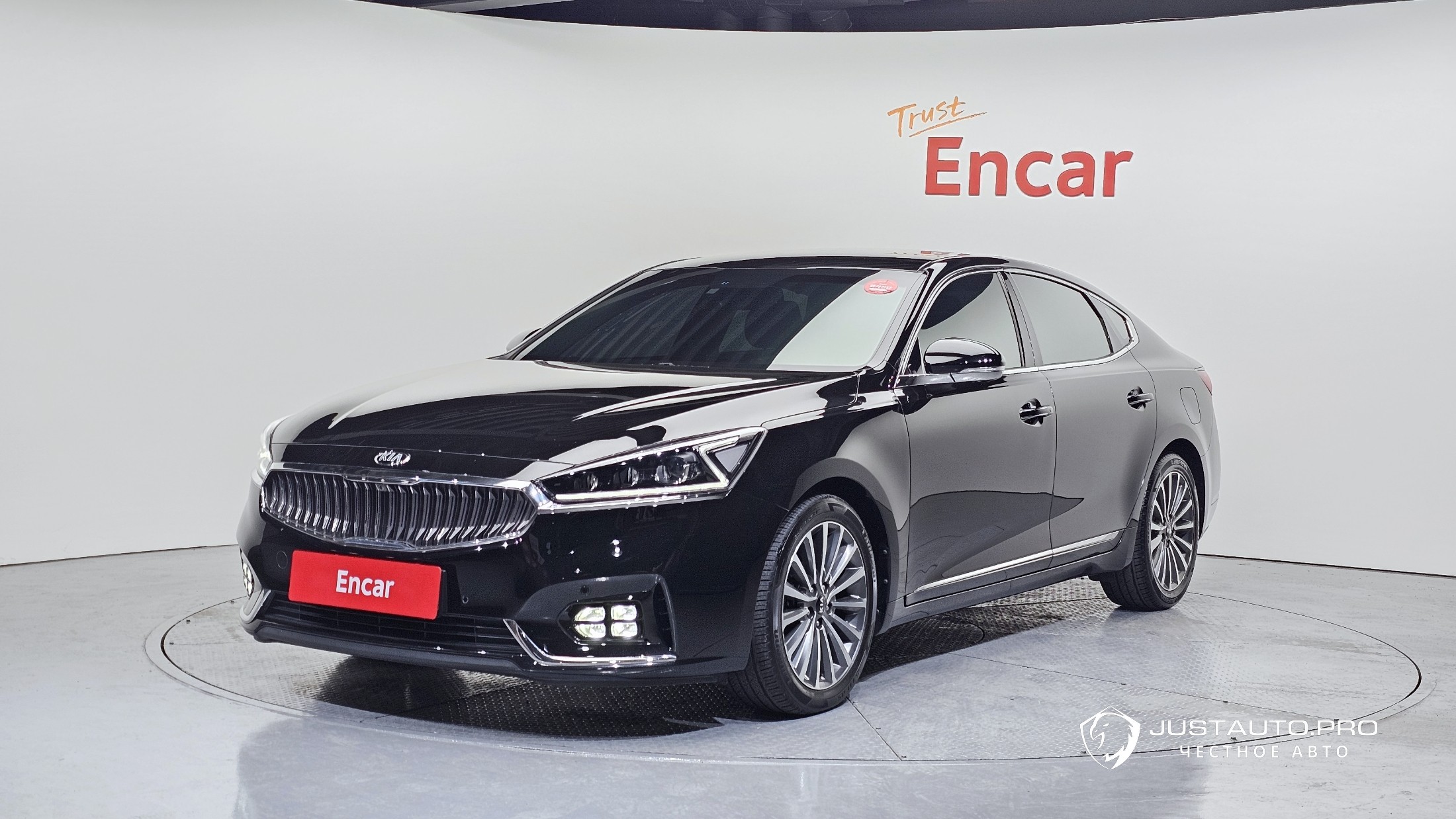 Автомобиль Kia K7