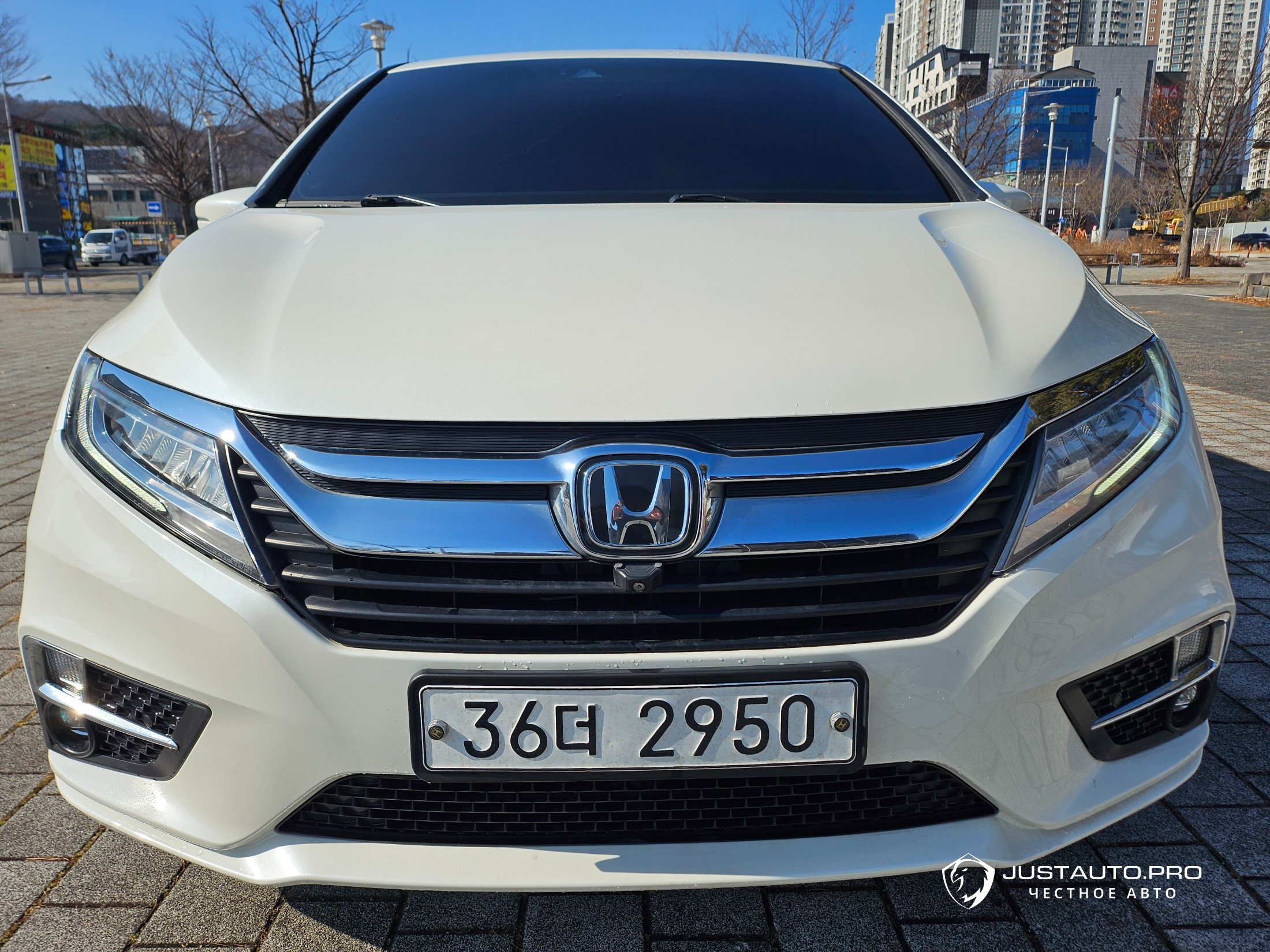 Автомобиль Honda Odyssey