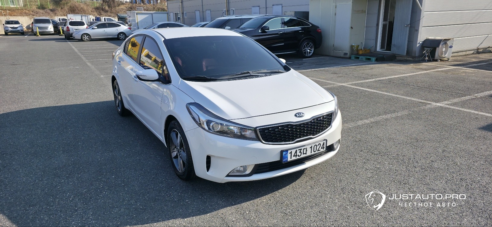 Автомобиль Kia K3