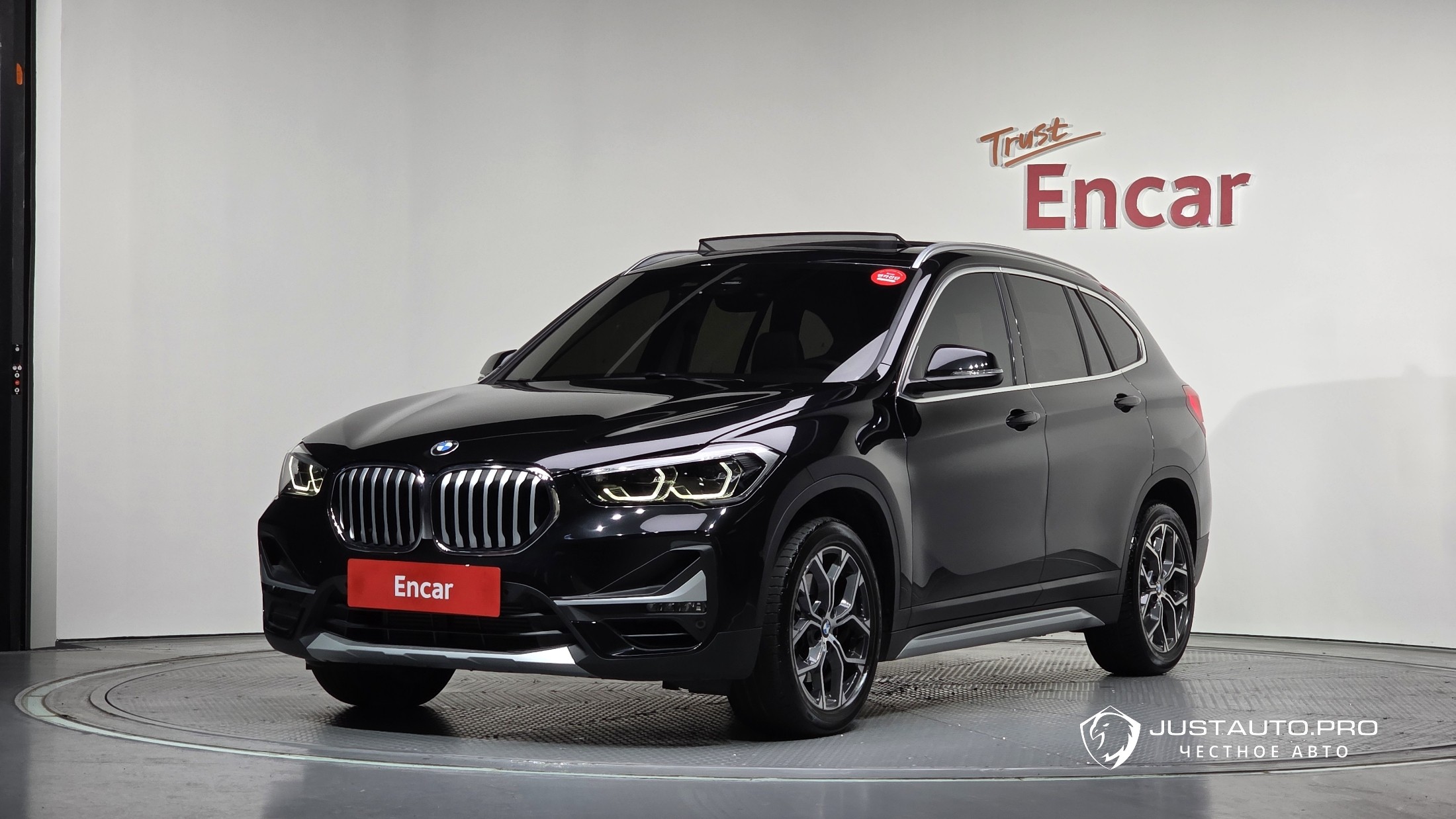 Автомобиль BMW X1