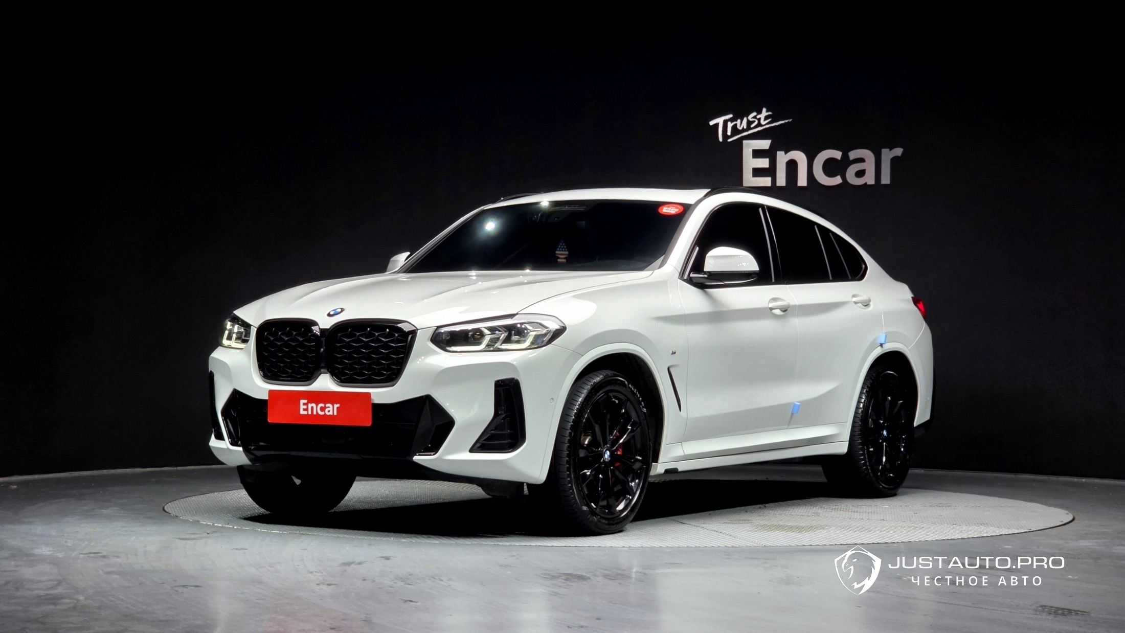 Автомобиль BMW X4