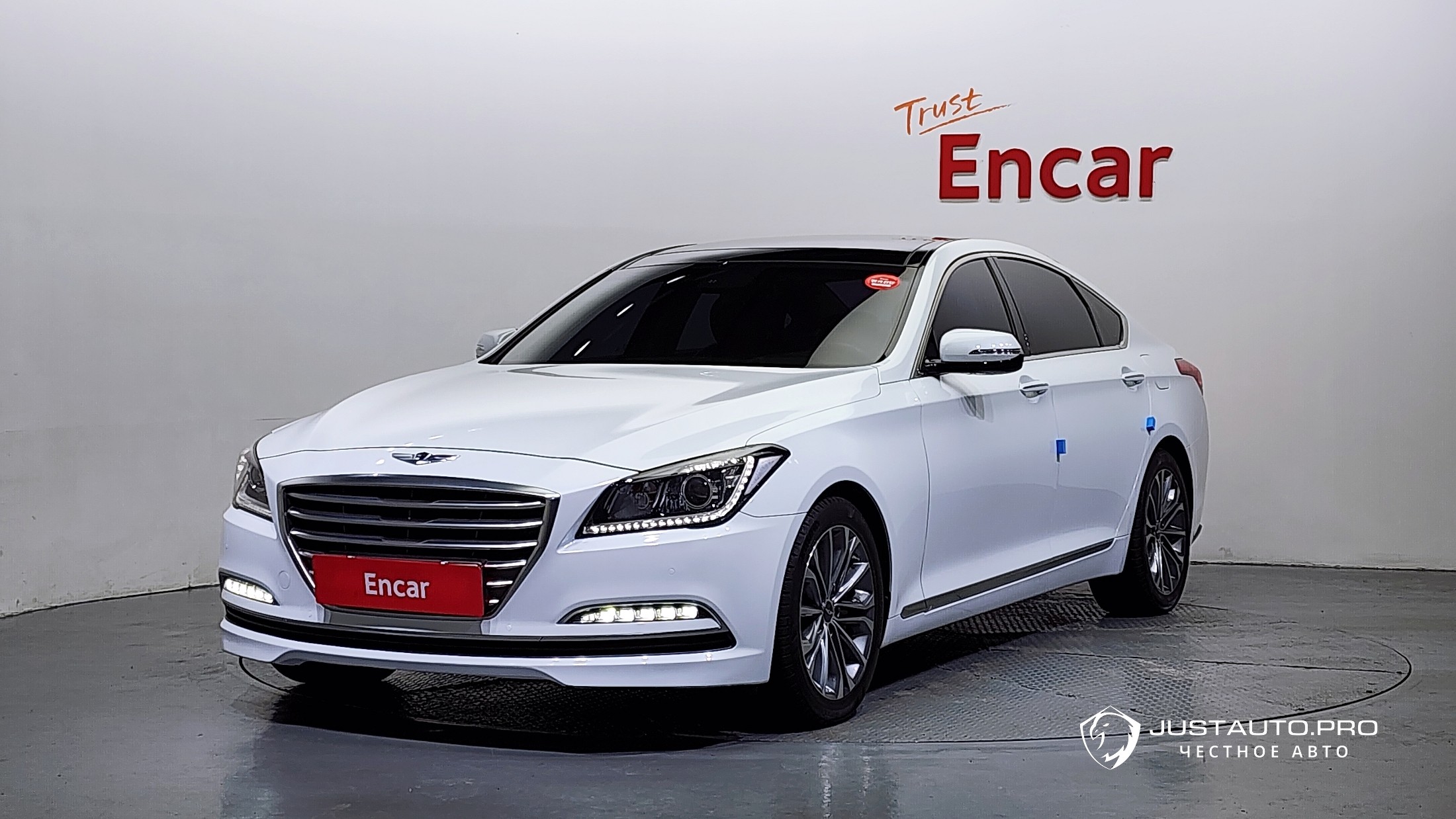 Автомобиль Hyundai Genesis