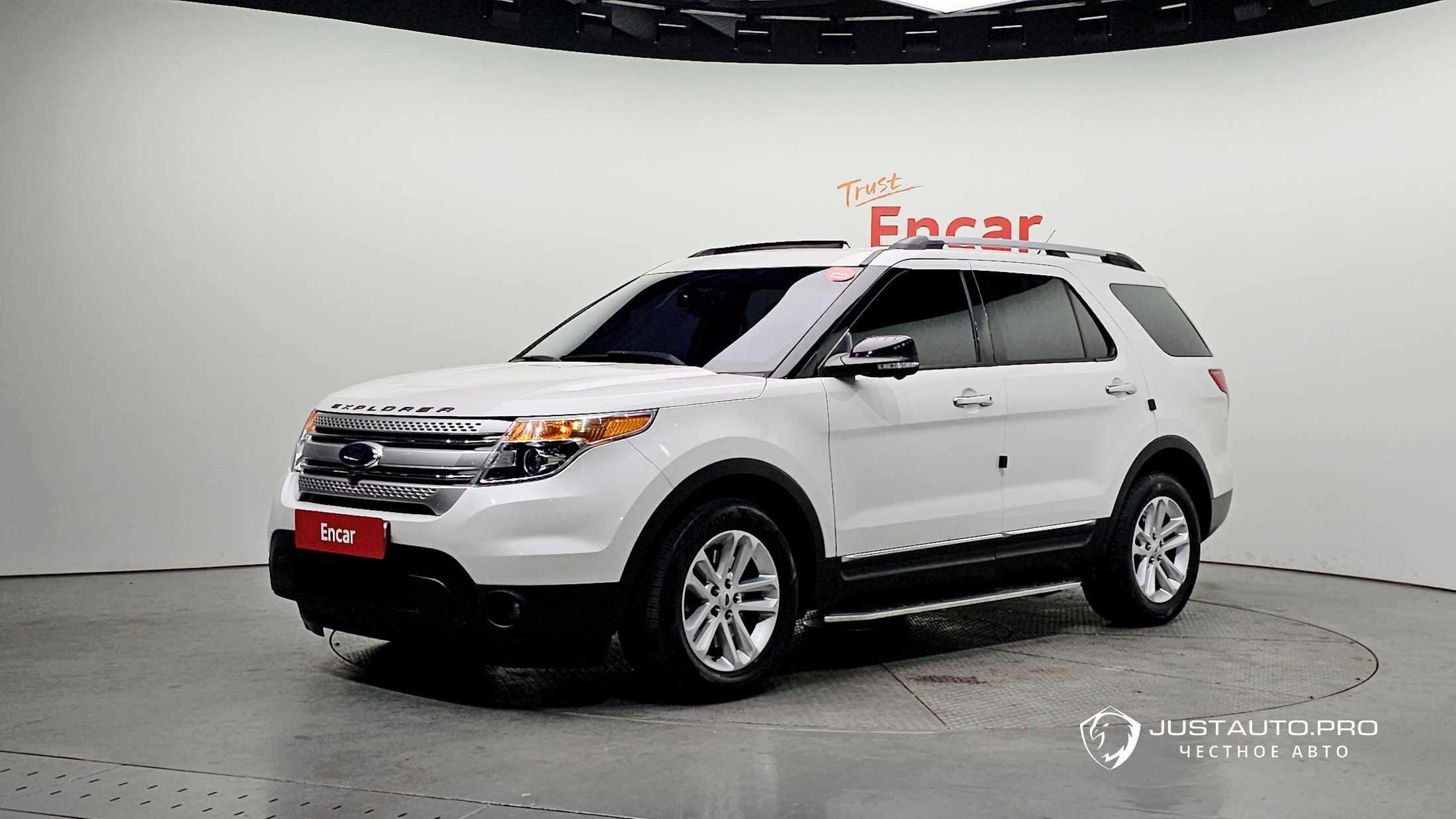 Автомобиль Ford Explorer