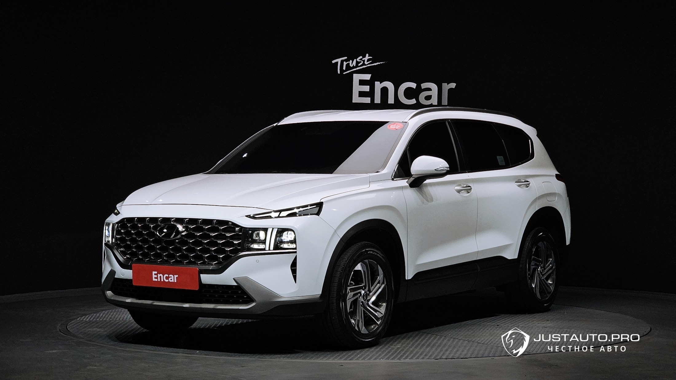 Автомобиль Hyundai Santafe