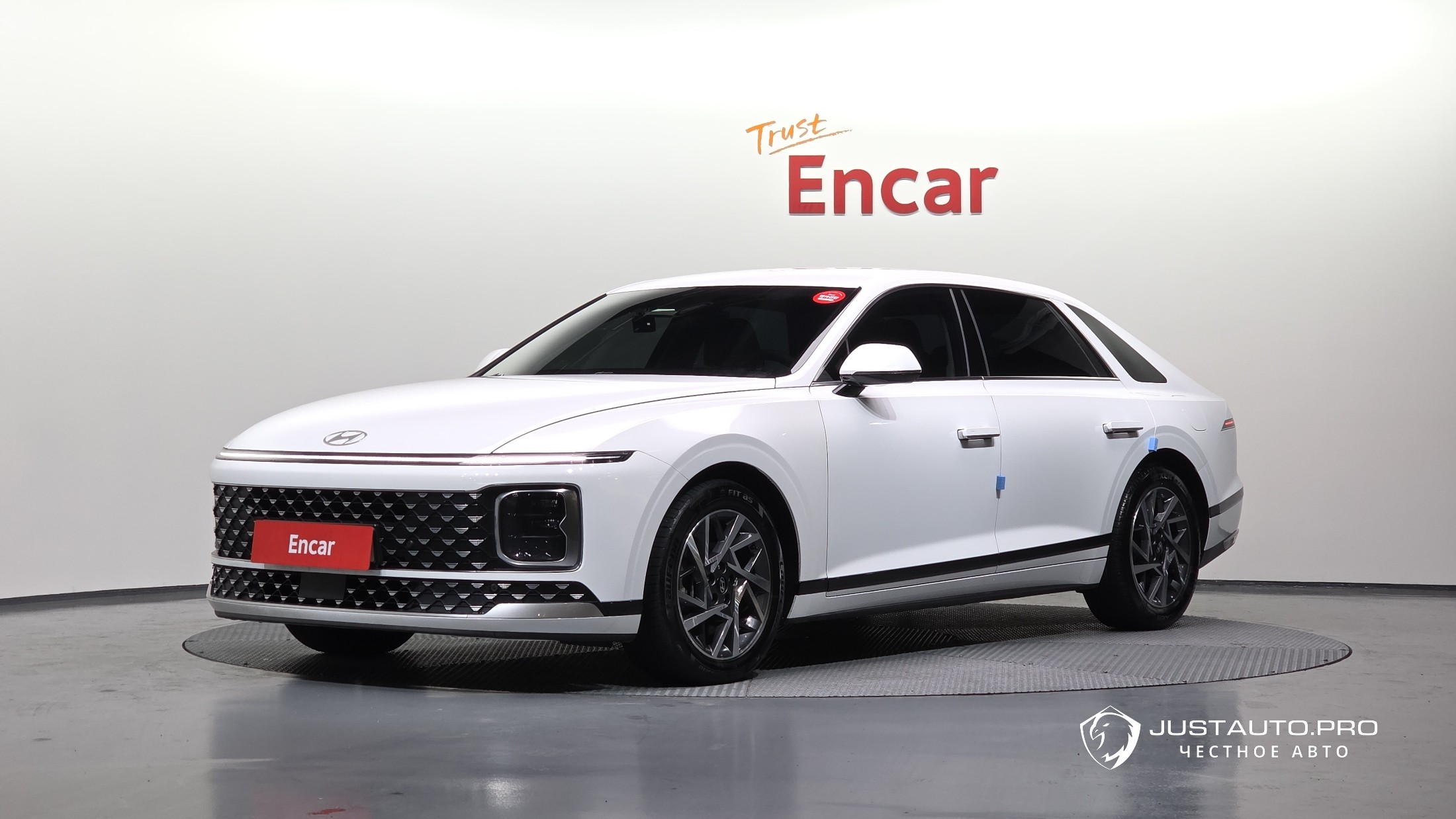 Автомобиль Hyundai Grandeur