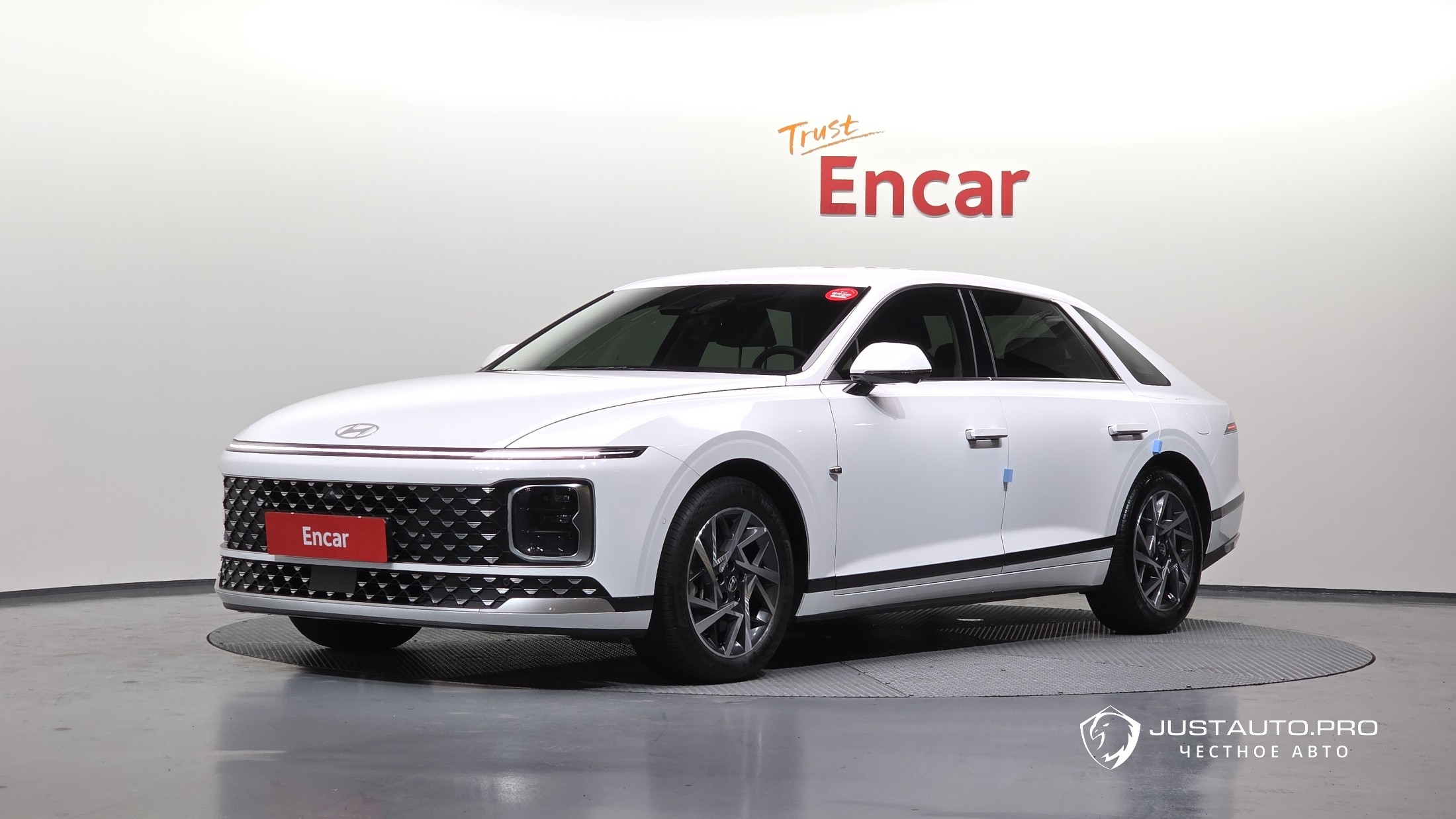 Автомобиль Hyundai Grandeur