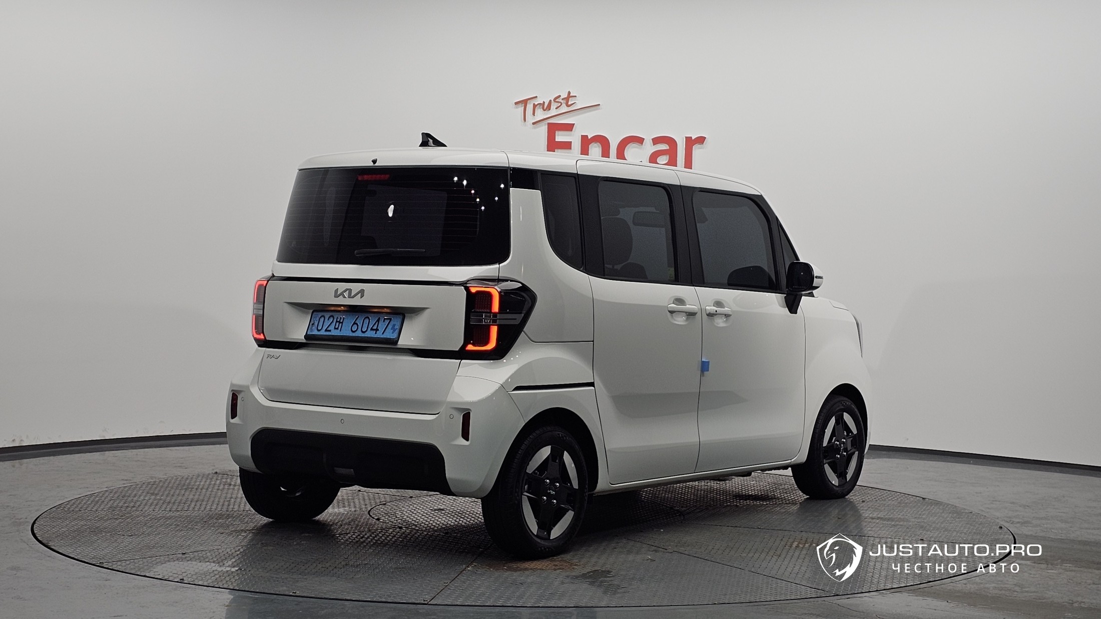 Автомобиль Kia RAY