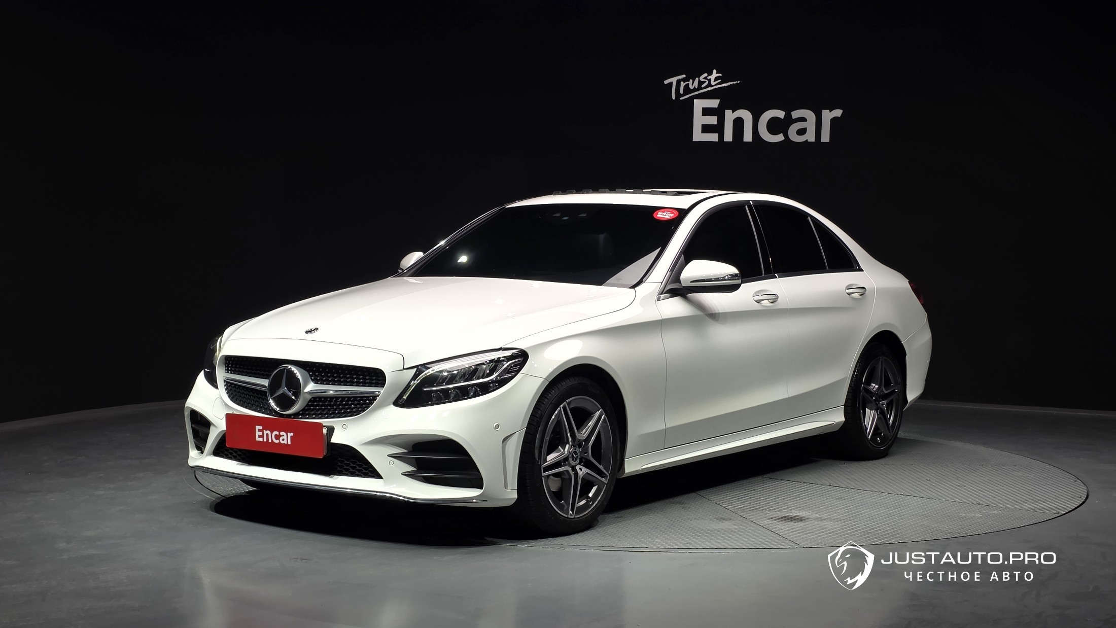 Автомобиль Mercedes-Benz C-Class