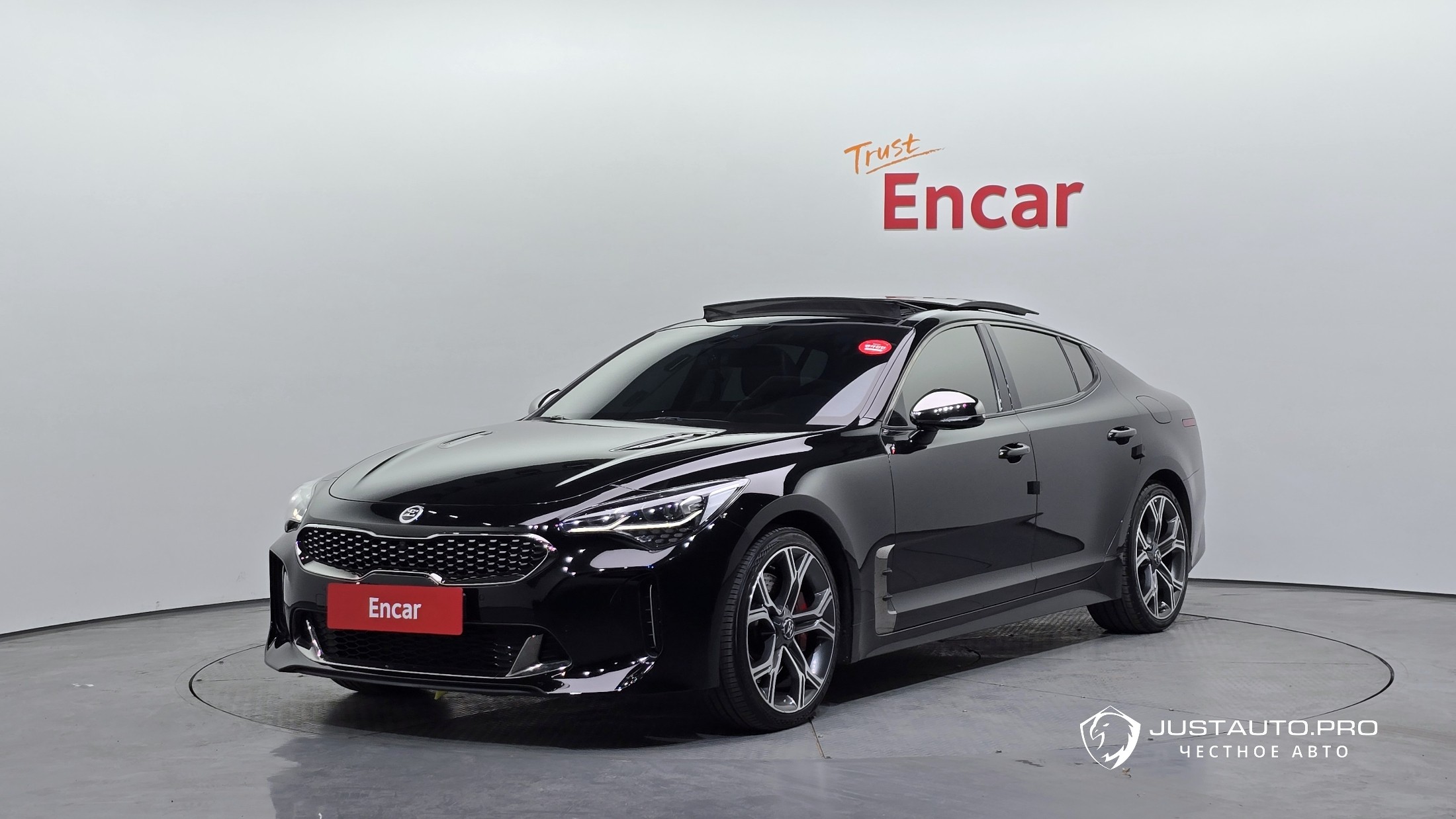 Автомобиль Kia Stinger