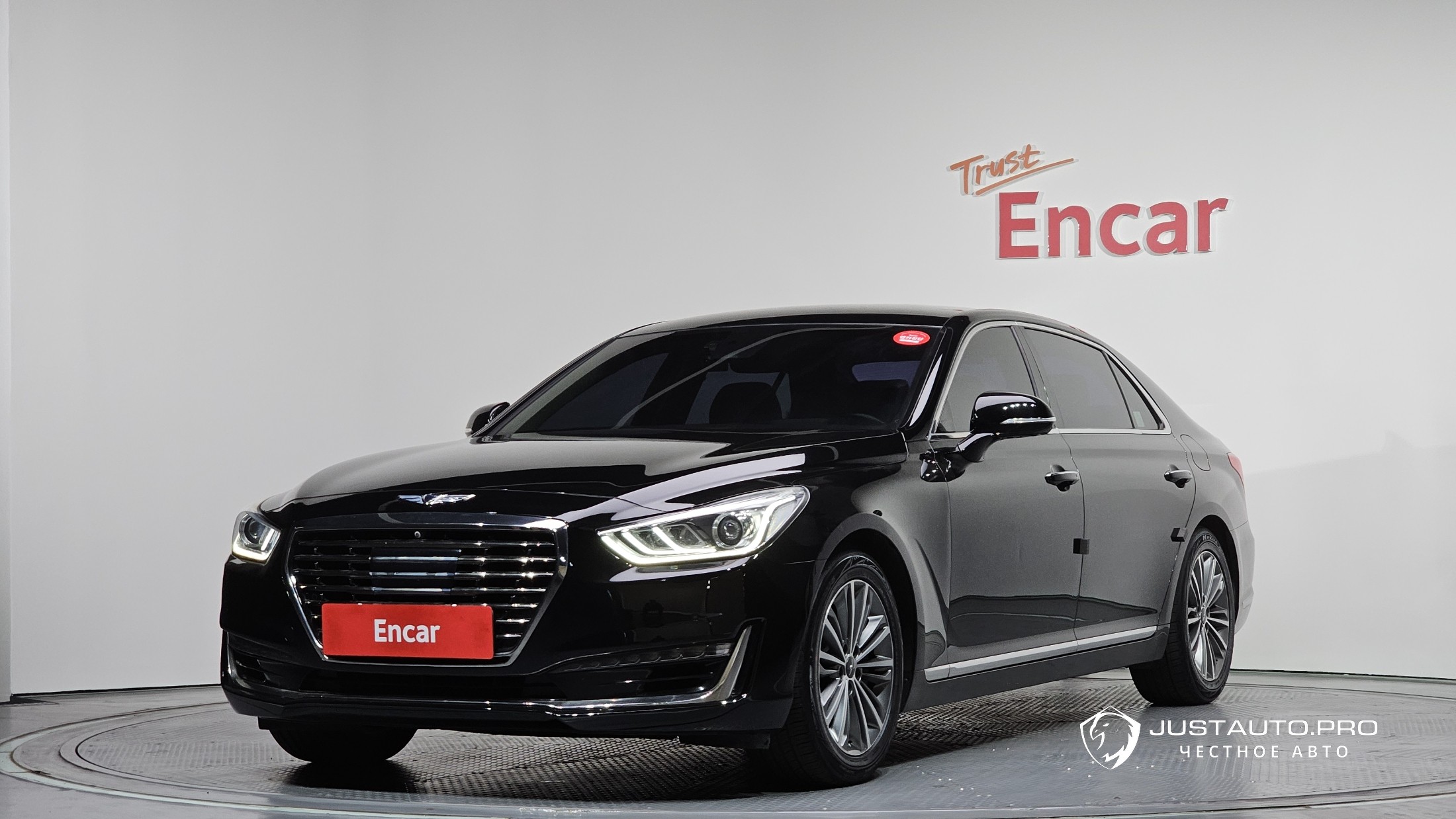 Автомобиль Genesis EQ900