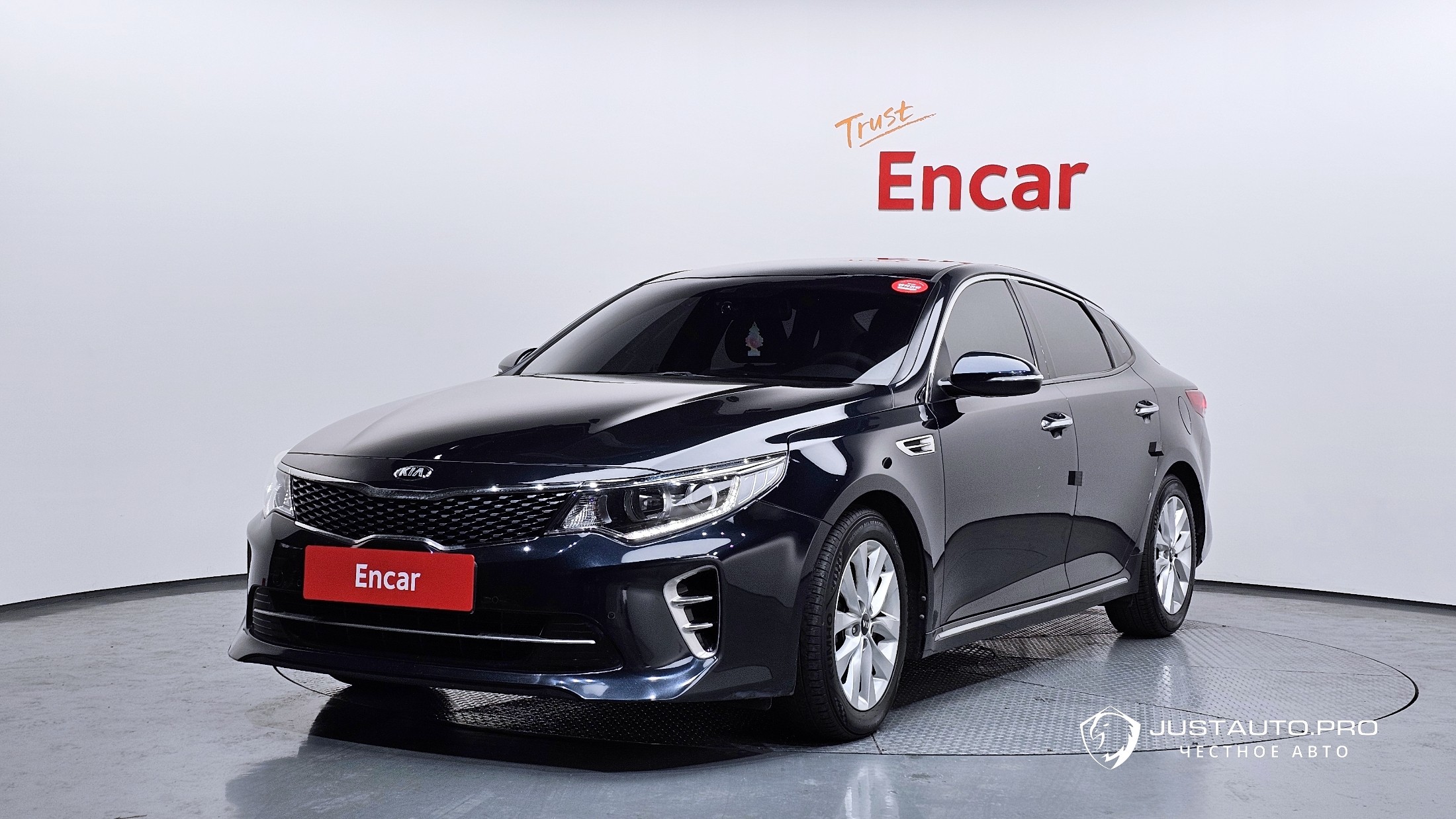 Автомобиль Kia K5
