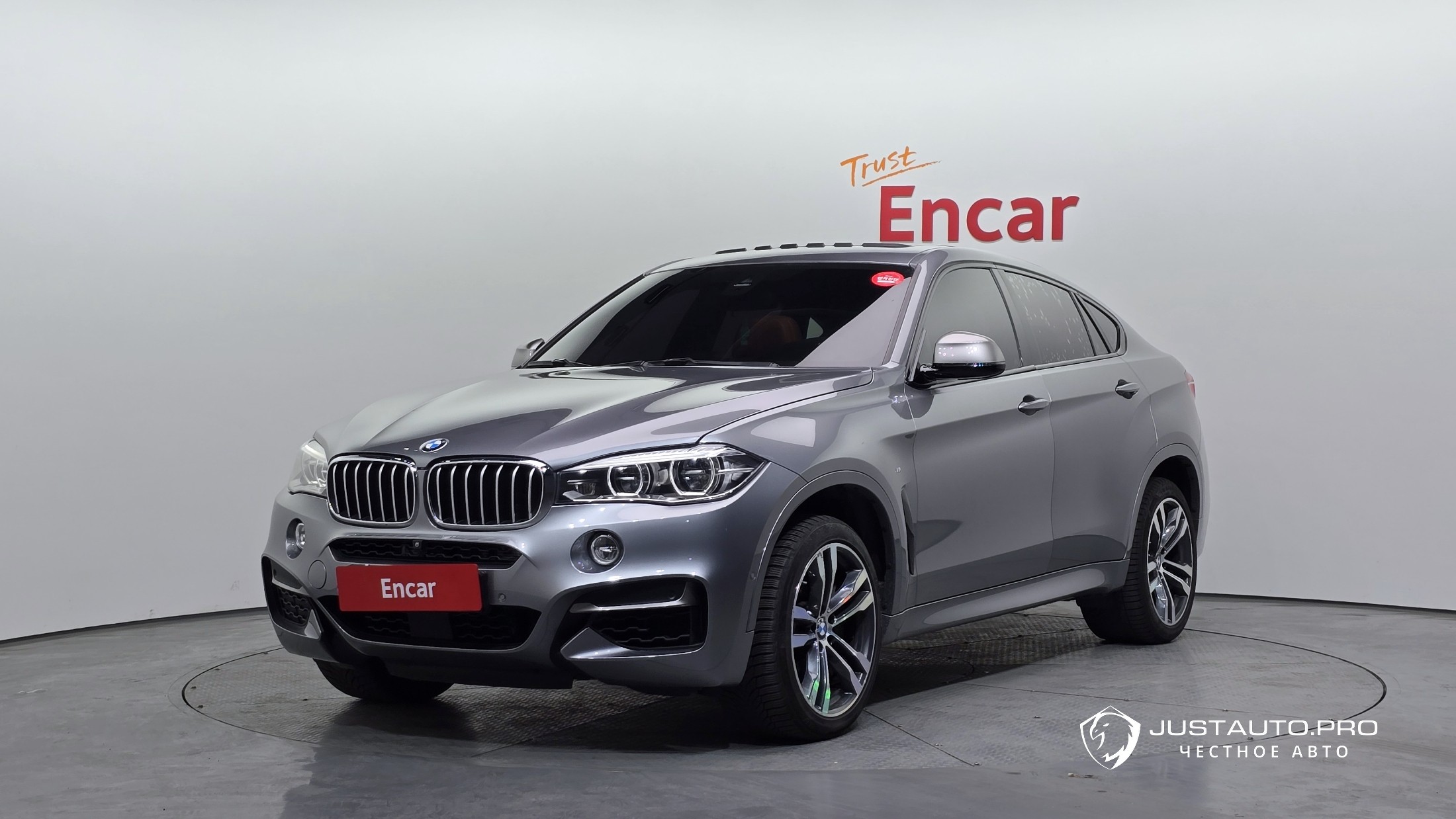 Автомобиль BMW X6