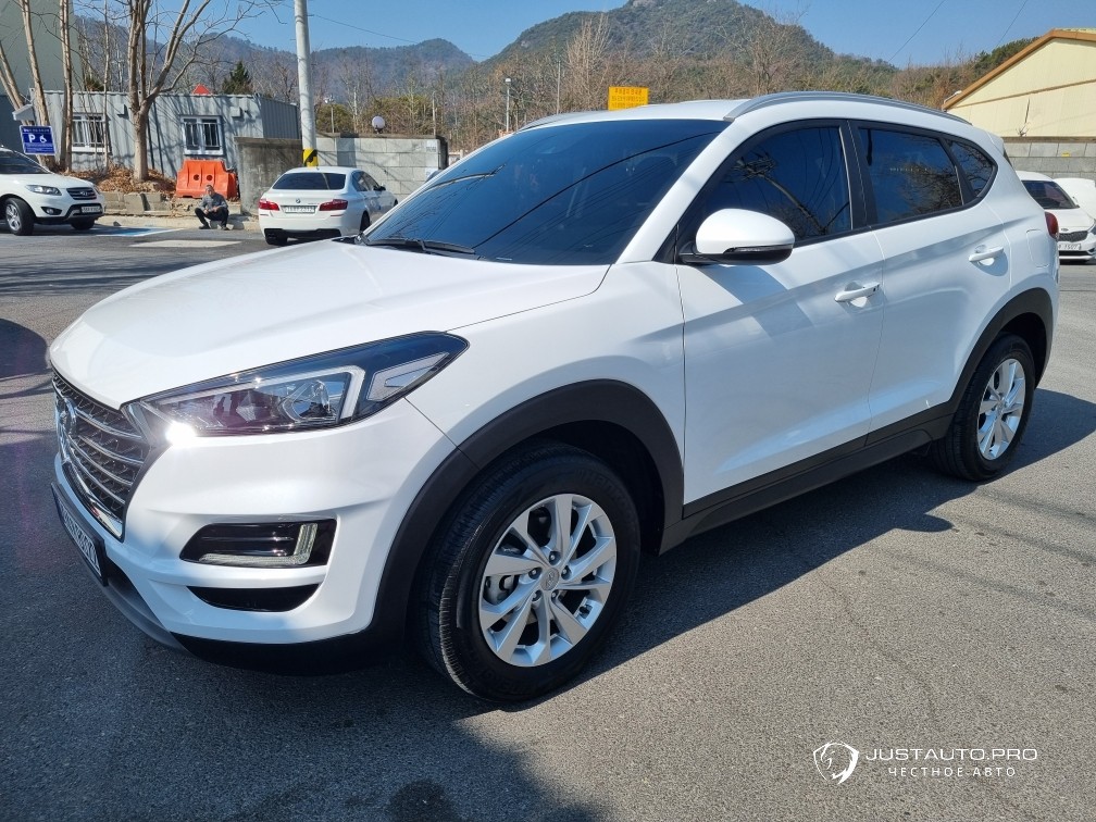 Автомобиль Hyundai Tucson