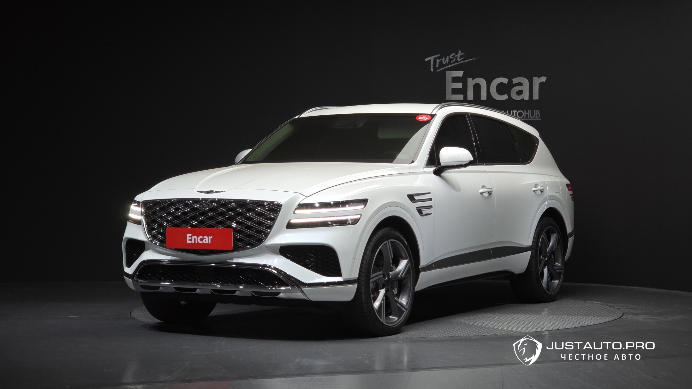 Автомобиль Genesis GV80