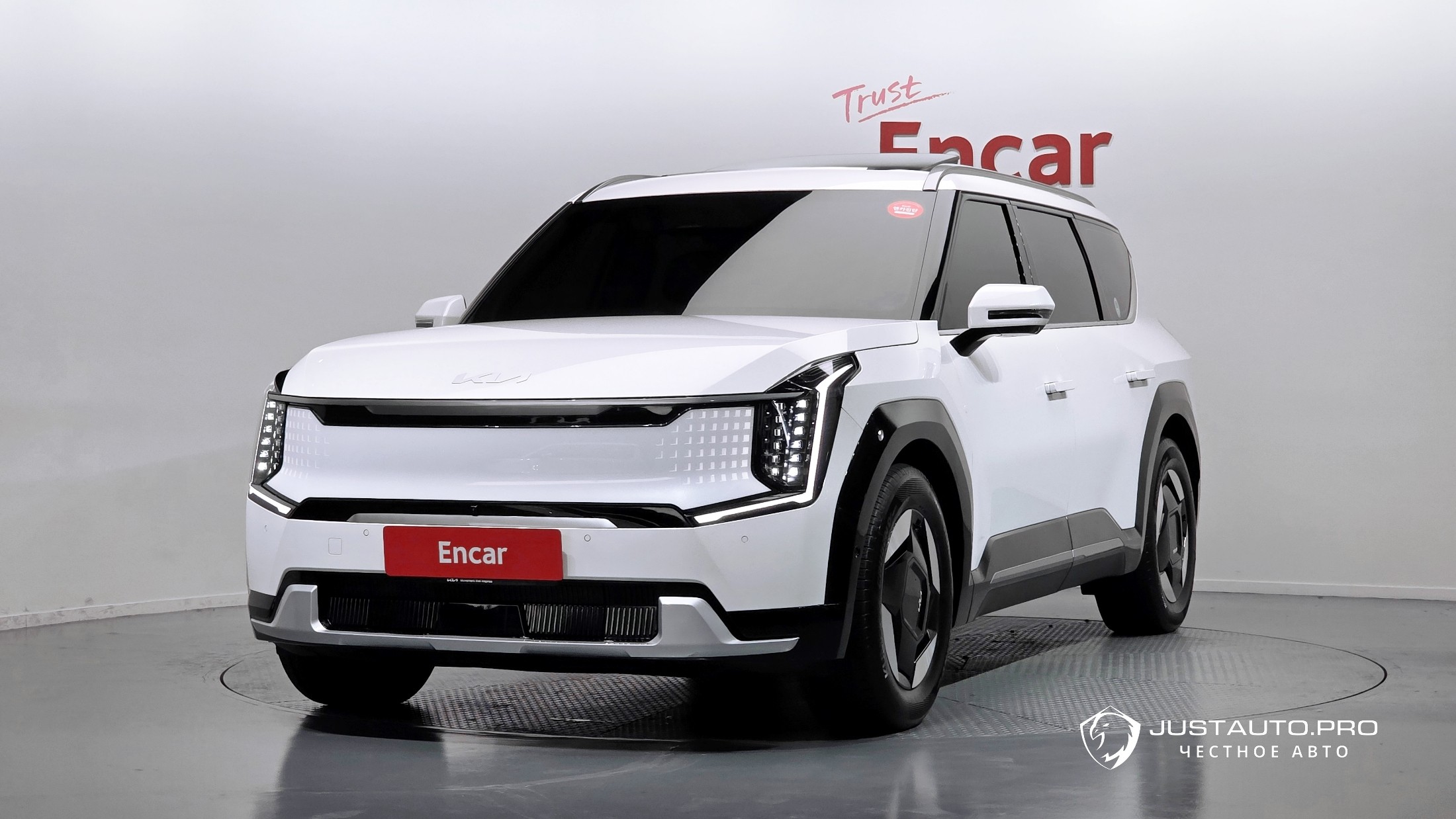 Автомобиль Kia EV9