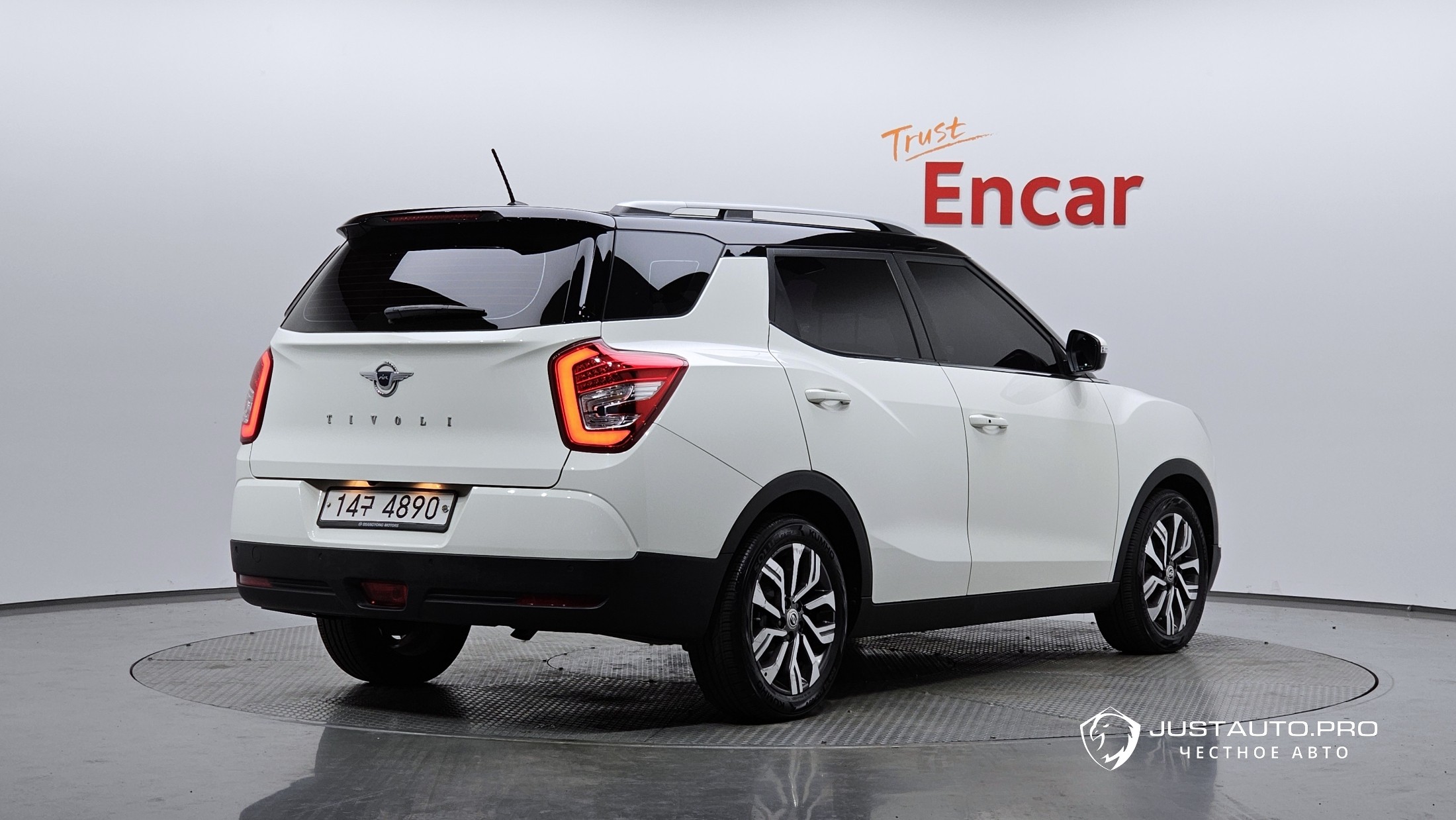 Автомобиль KG_Mobility_Ssangyong TIBOLI