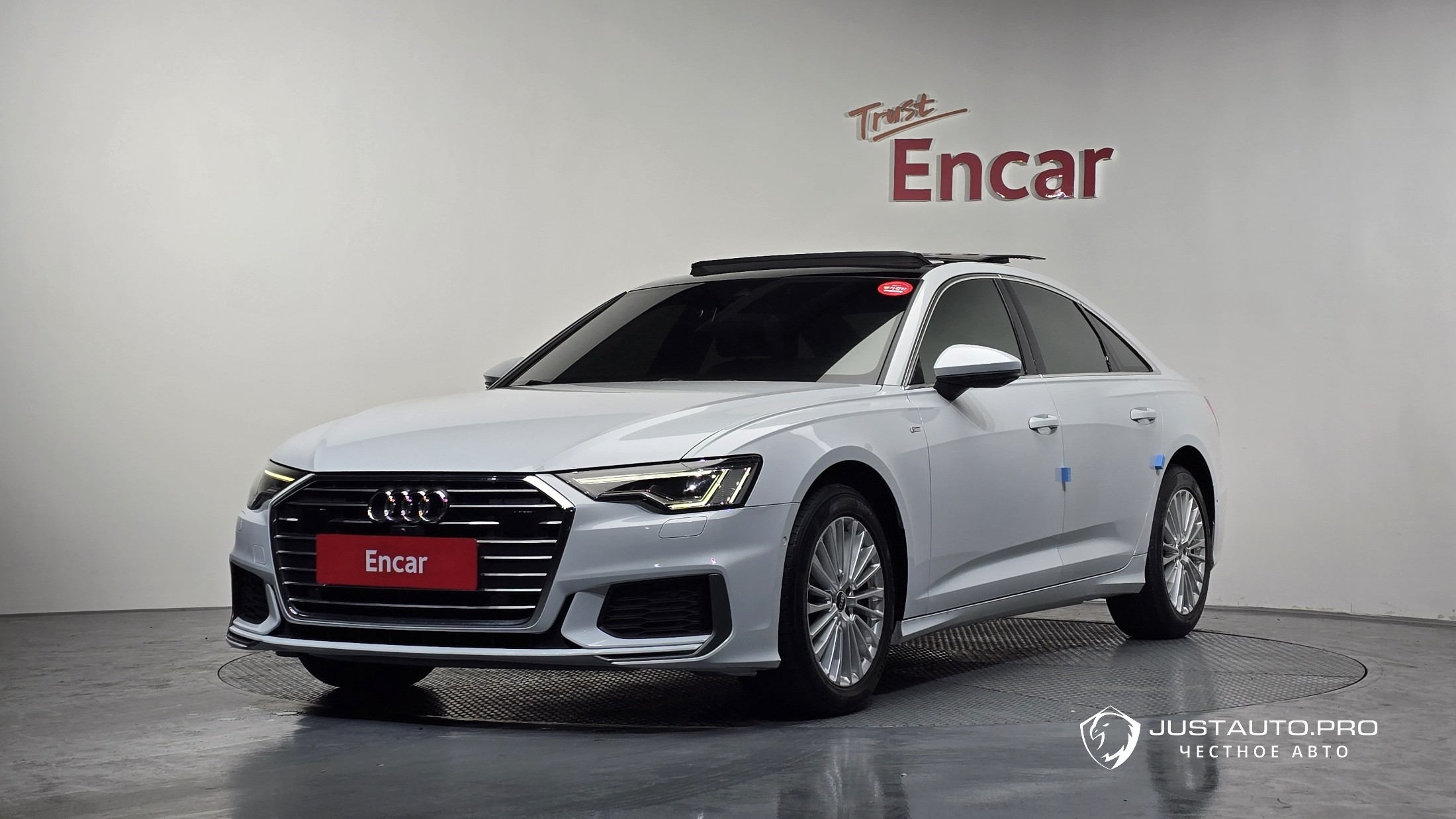 Автомобиль Audi A6