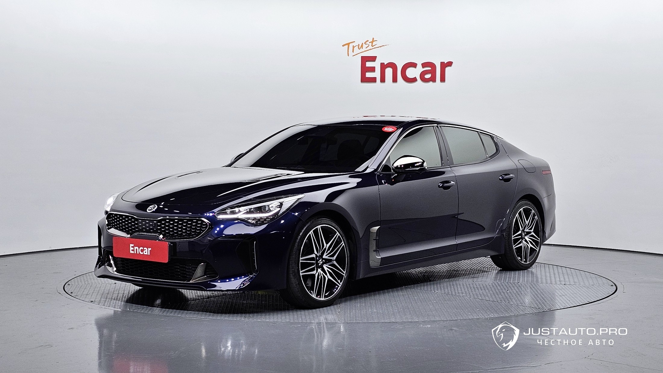 Автомобиль Kia Stinger