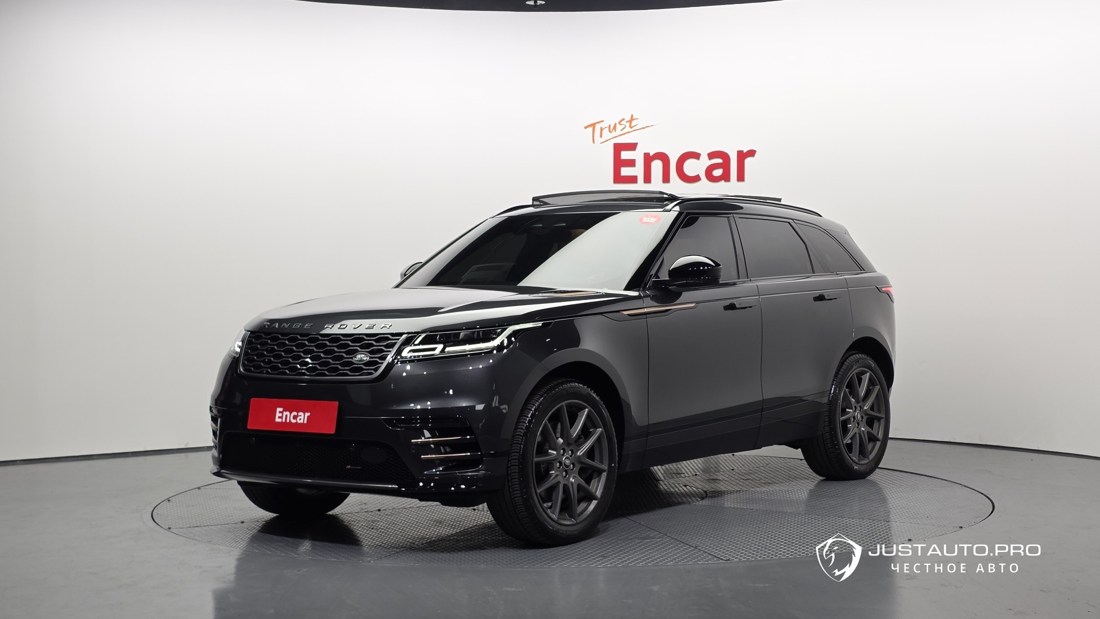 Автомобиль Land Rover Range Rover Velar