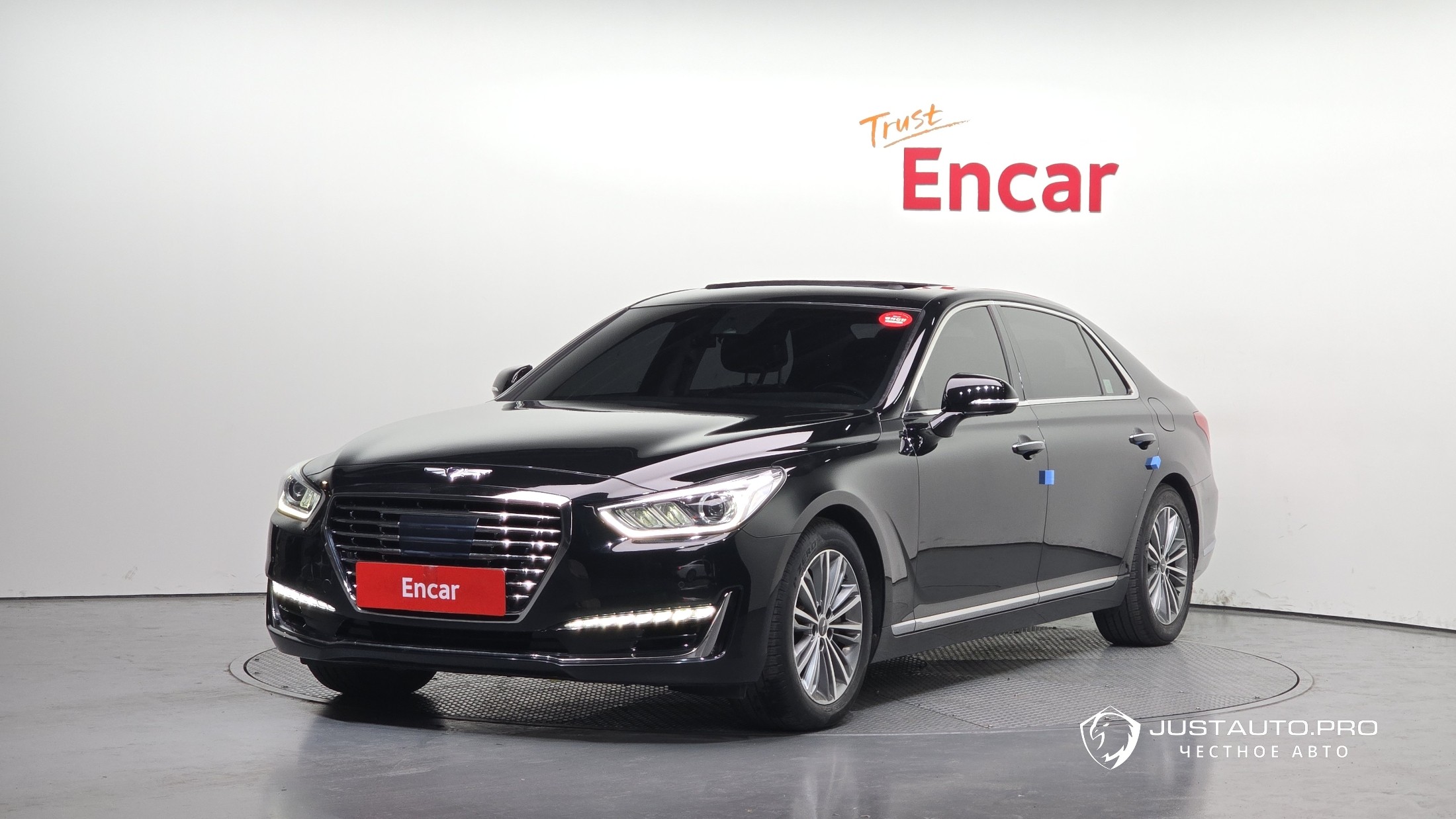Автомобиль Genesis EQ900
