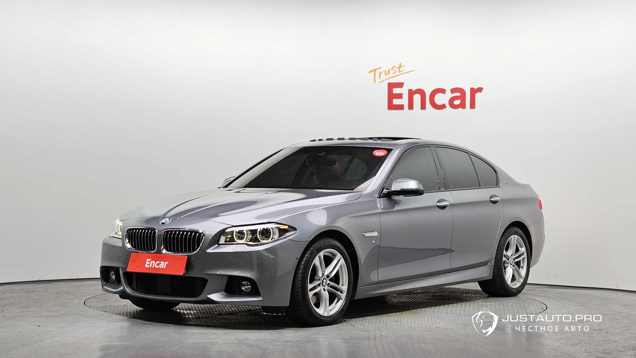 Автомобиль BMW 5-Series