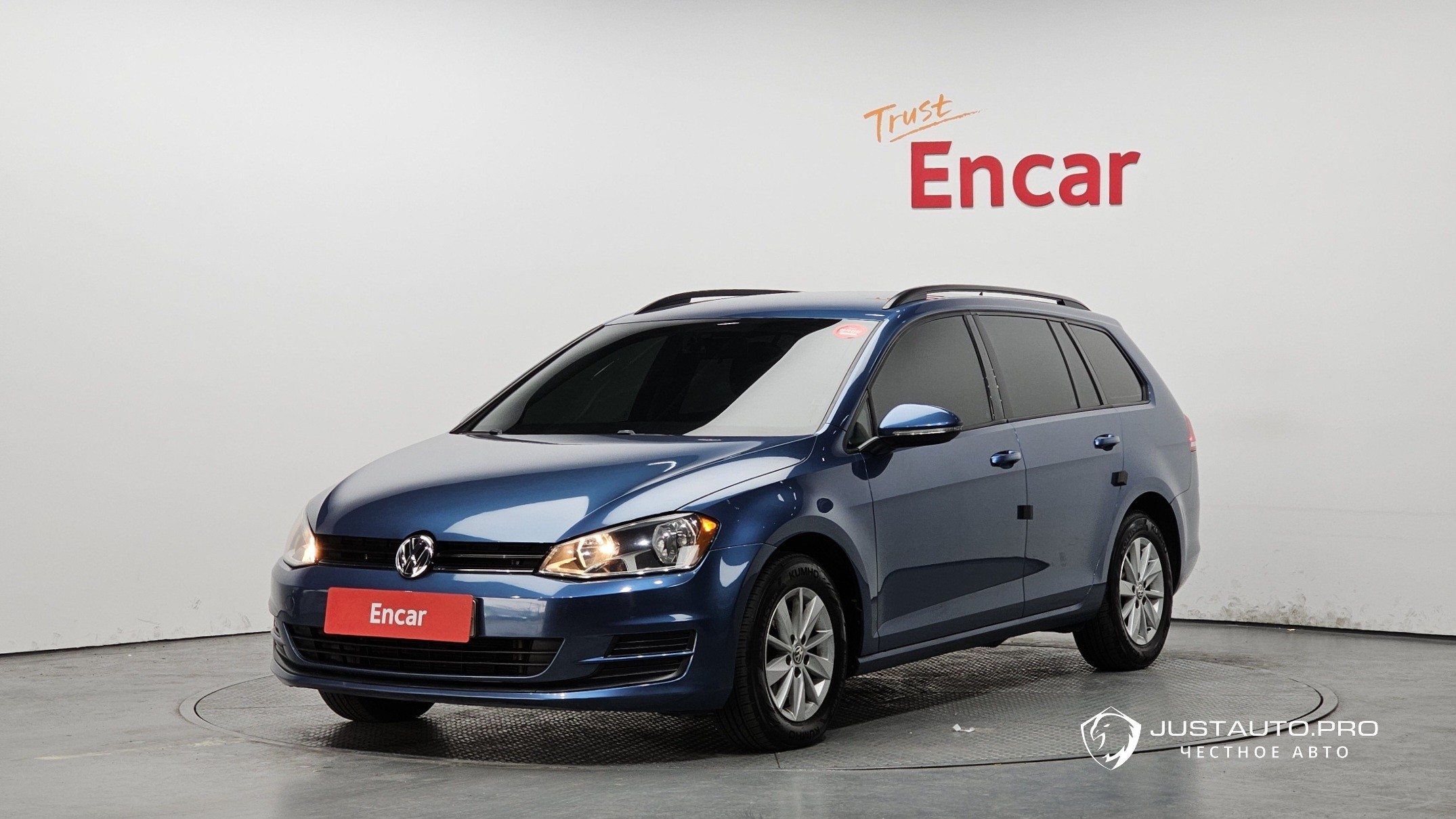 Автомобиль Volkswagen Golf