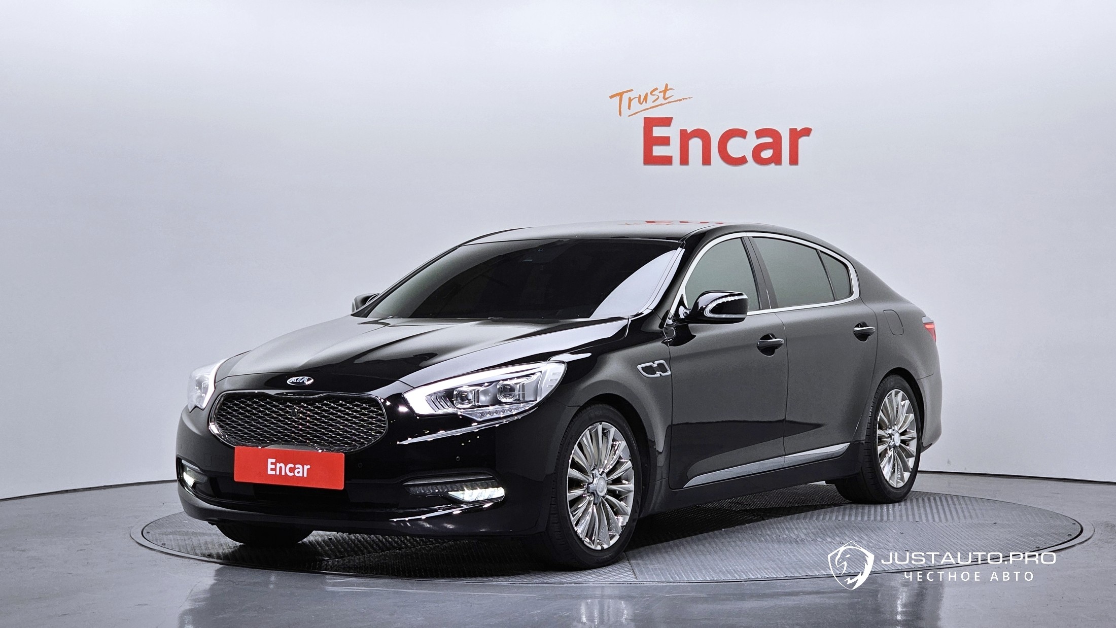 Автомобиль Kia K9