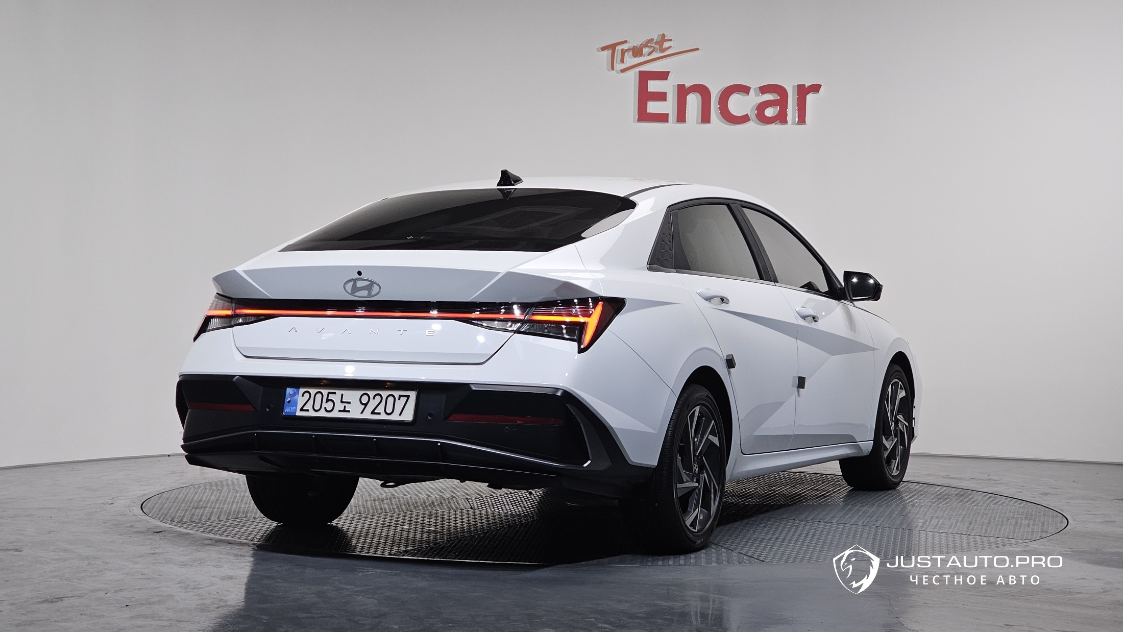 Автомобиль Hyundai AVANTE