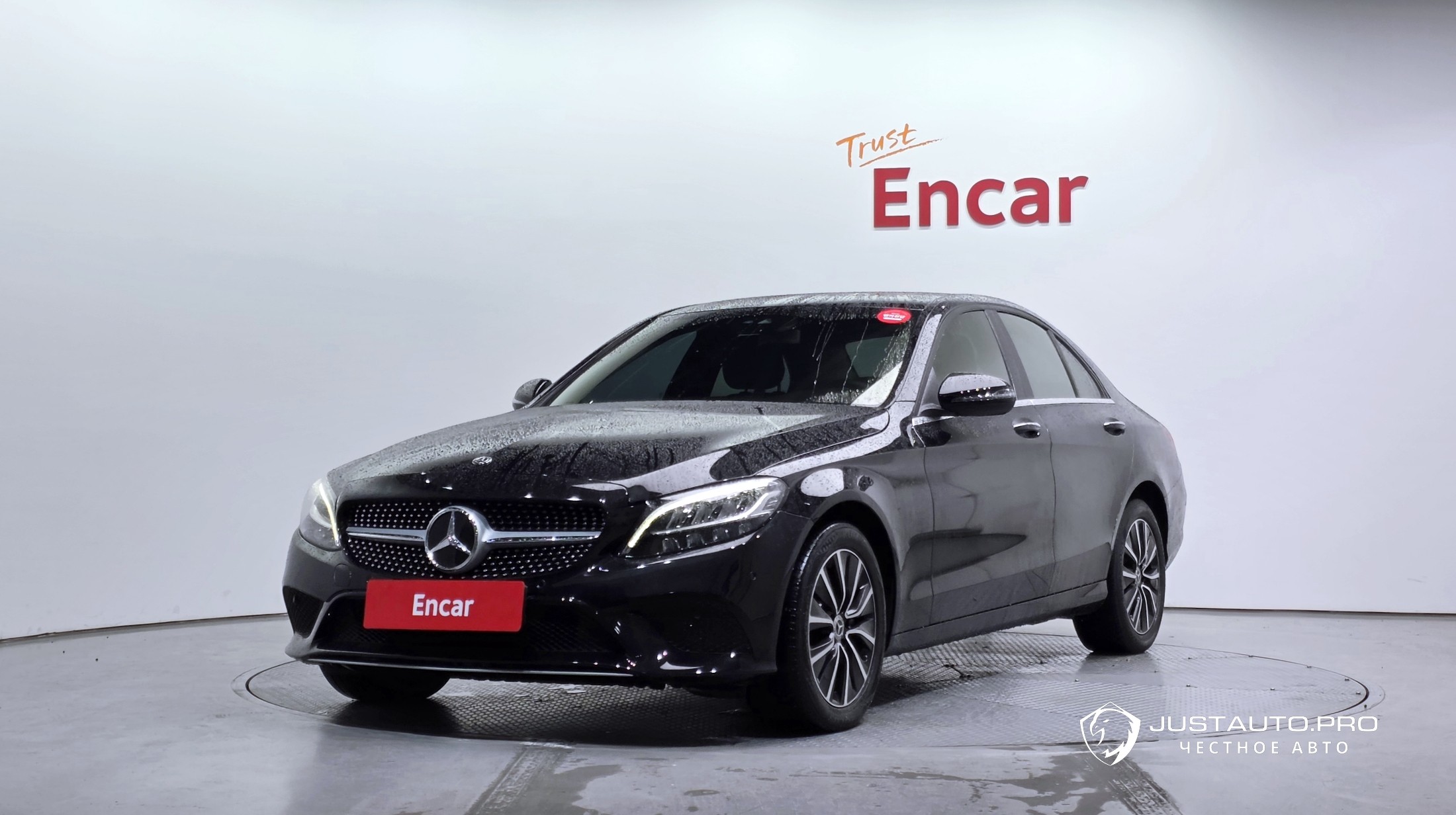 Автомобиль Mercedes-Benz C-Class