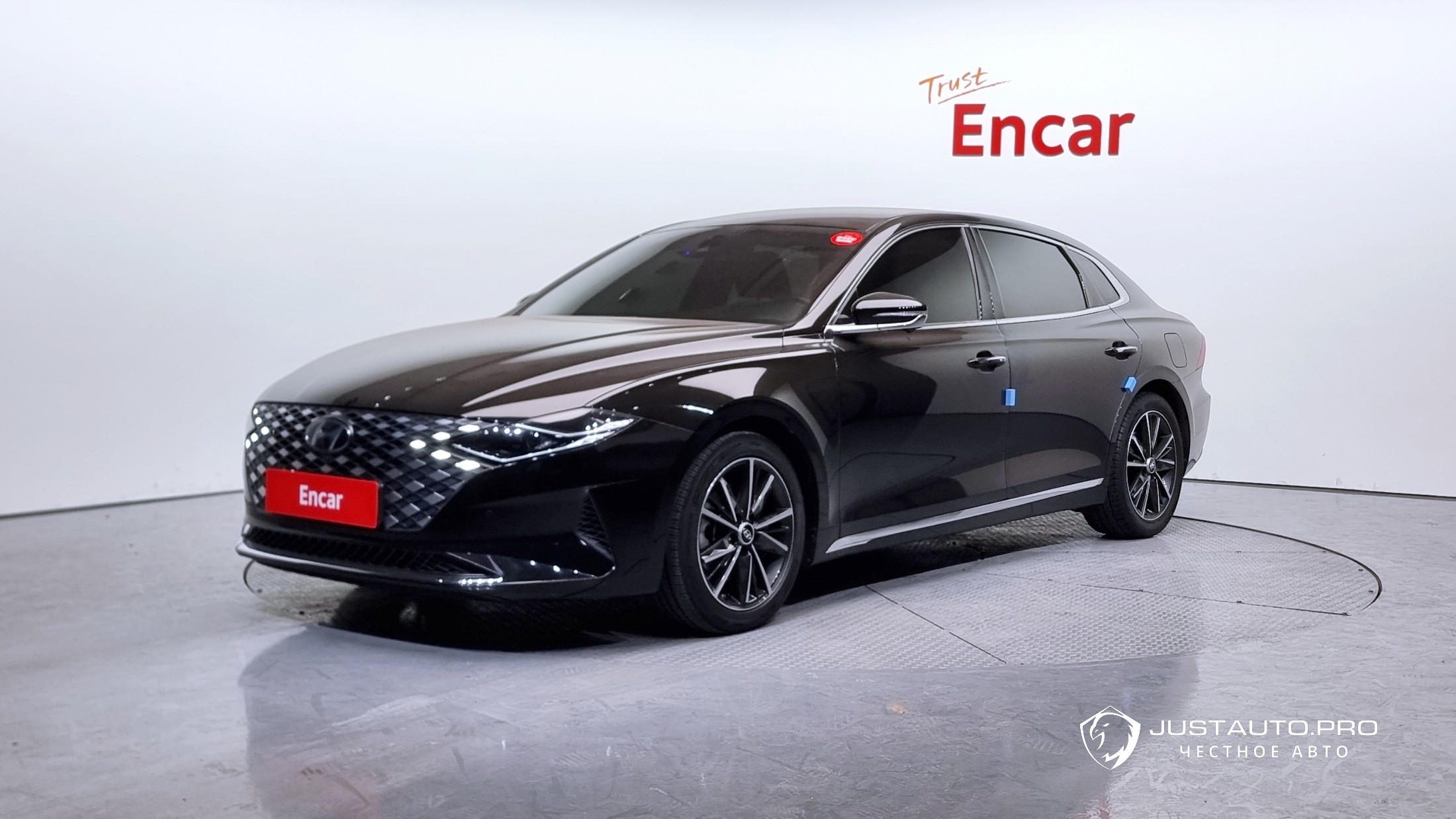 Автомобиль Hyundai Grandeur