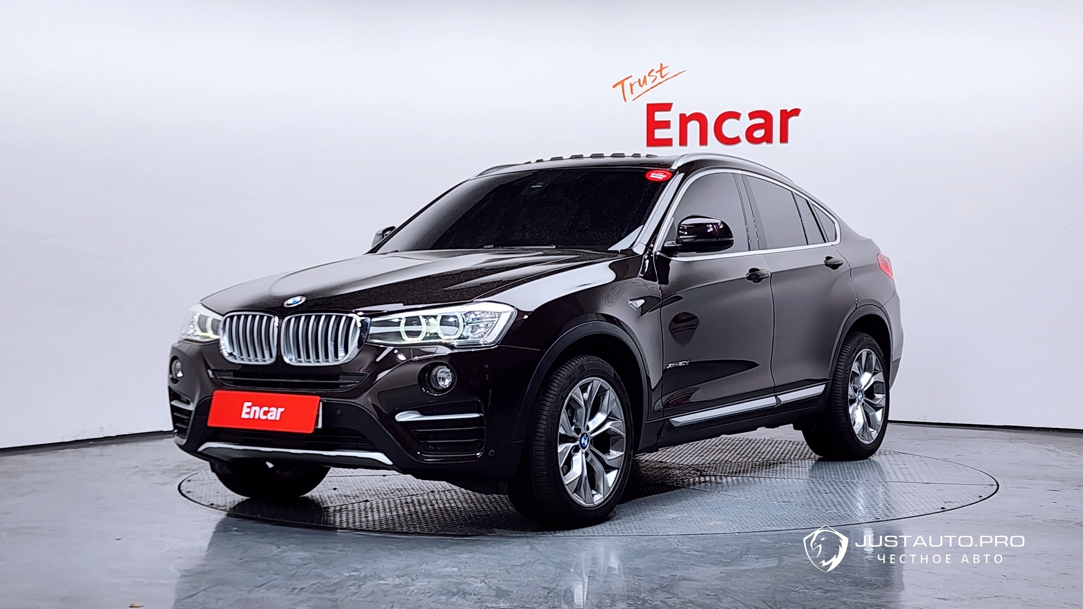 Автомобиль BMW X4