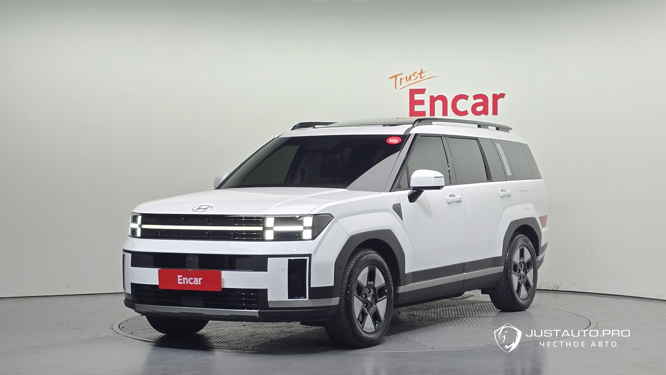 Автомобиль Hyundai Santafe