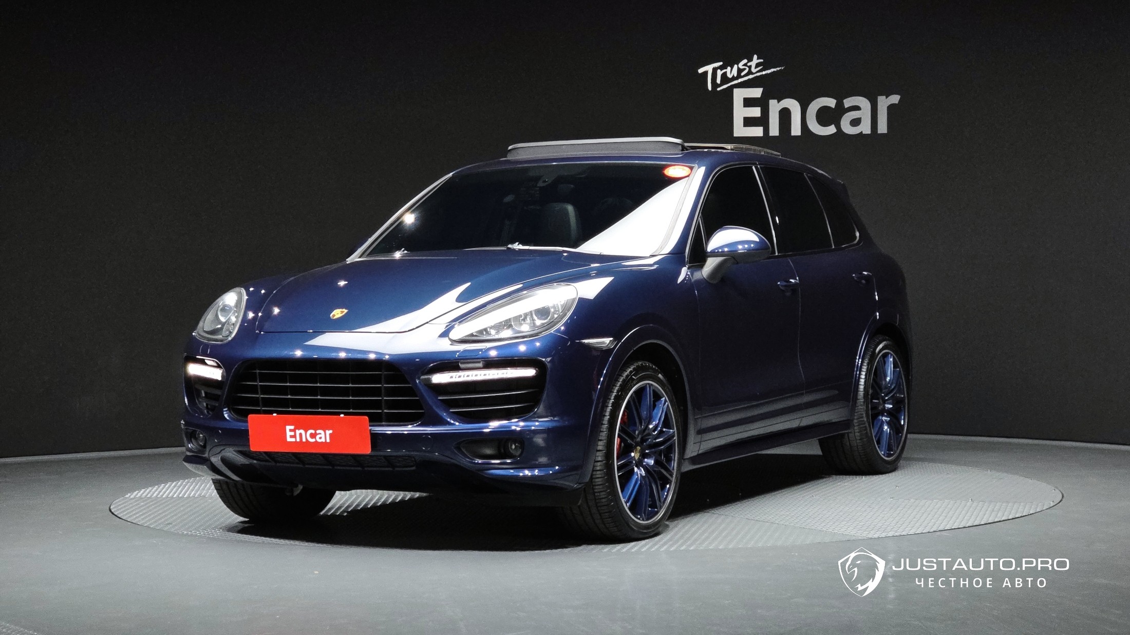 Автомобиль Porsche Cayenne