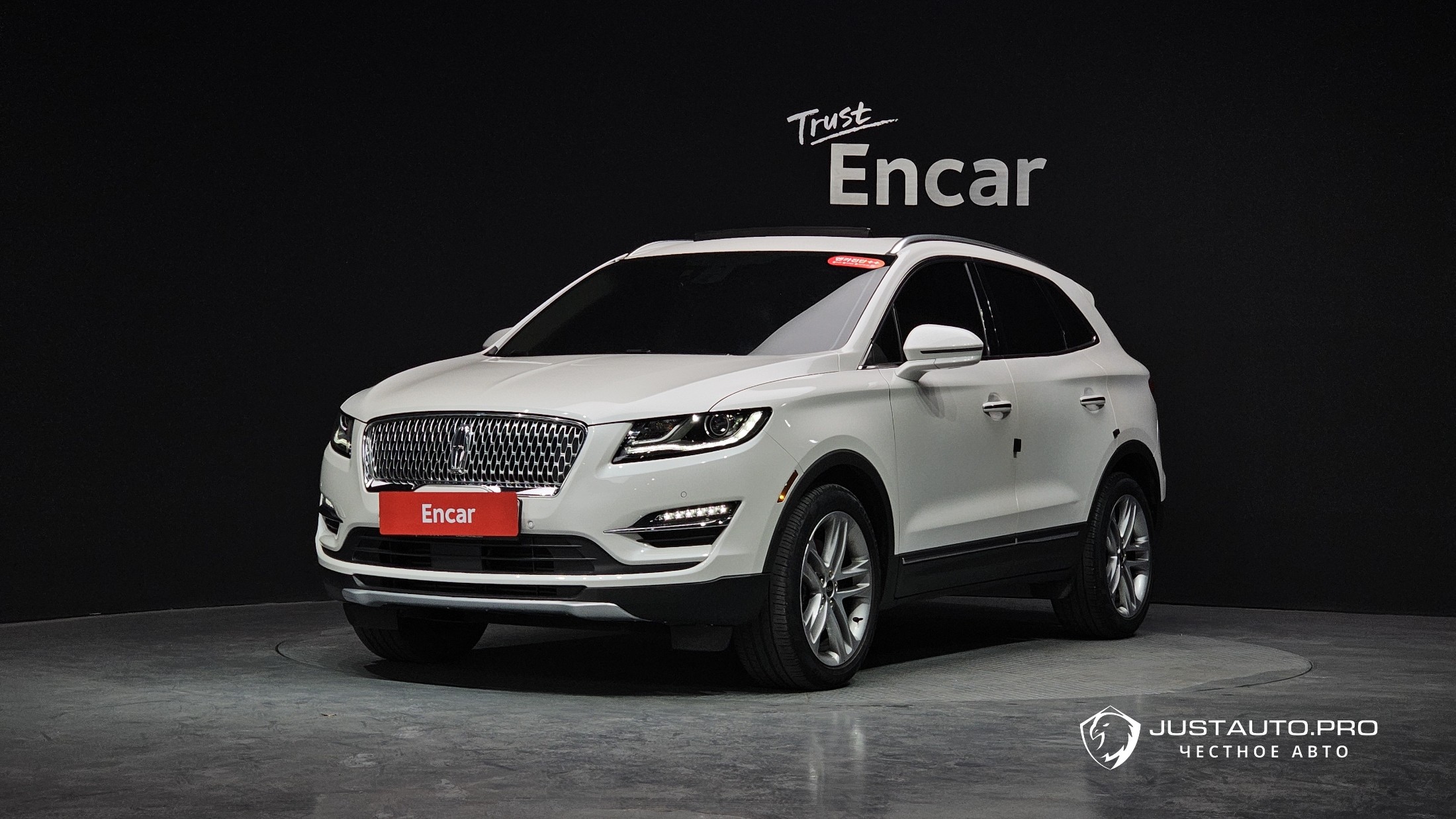 Автомобиль Lincoln MKC