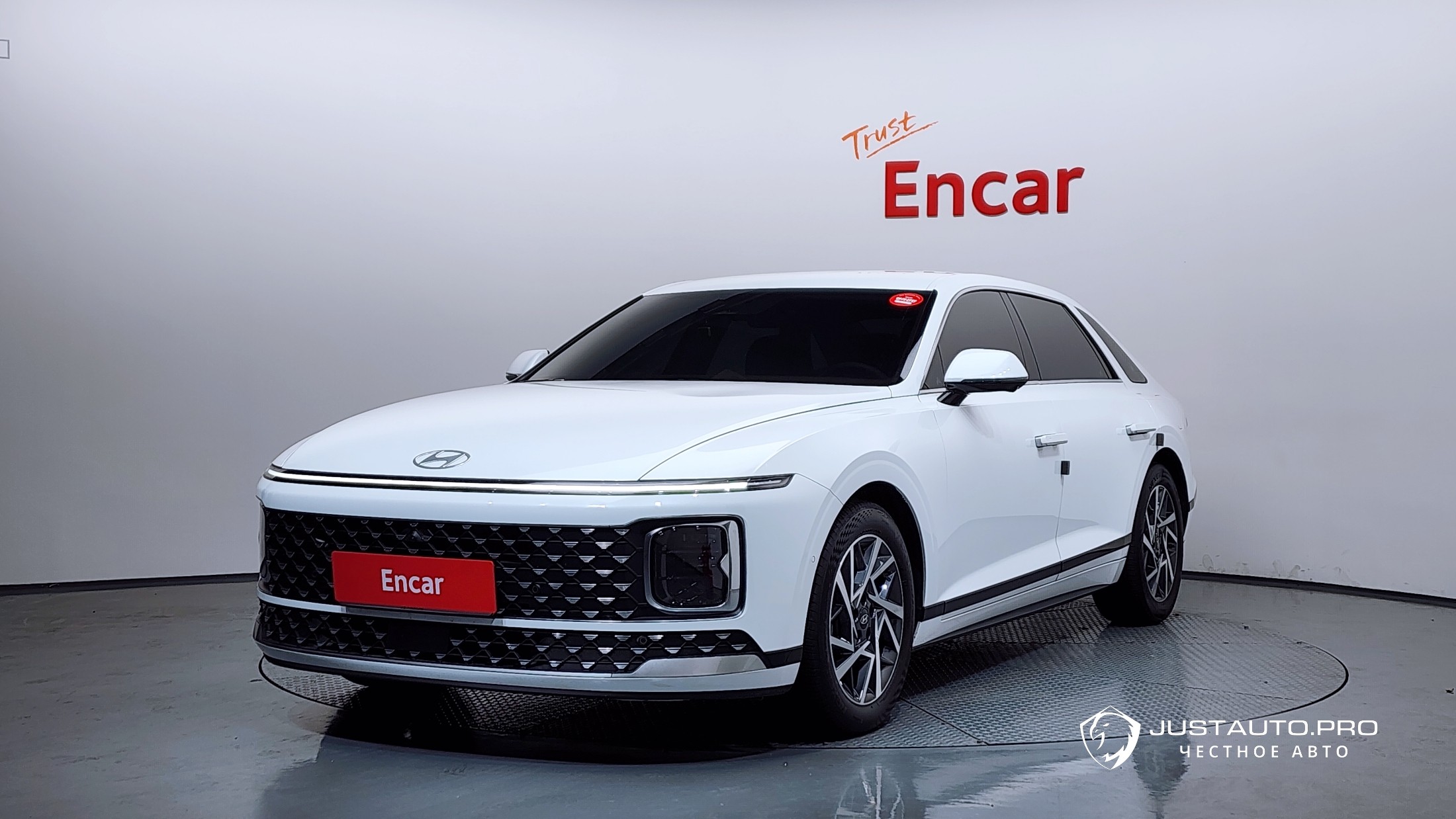 Автомобиль Hyundai Grandeur