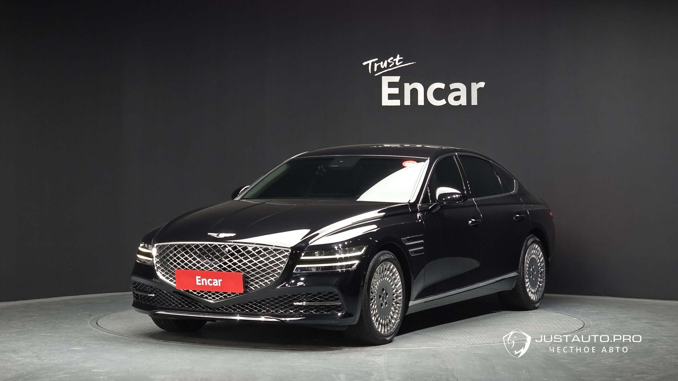 Автомобиль Genesis G80