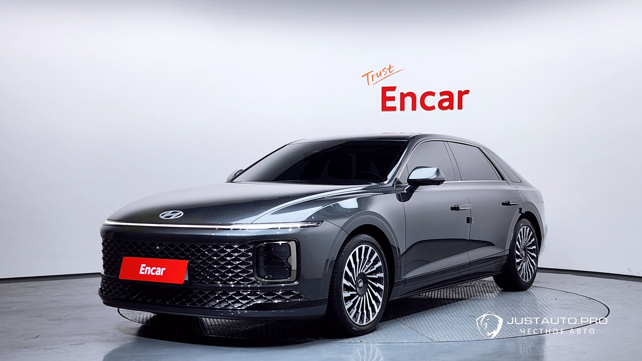 Автомобиль Hyundai Grandeur