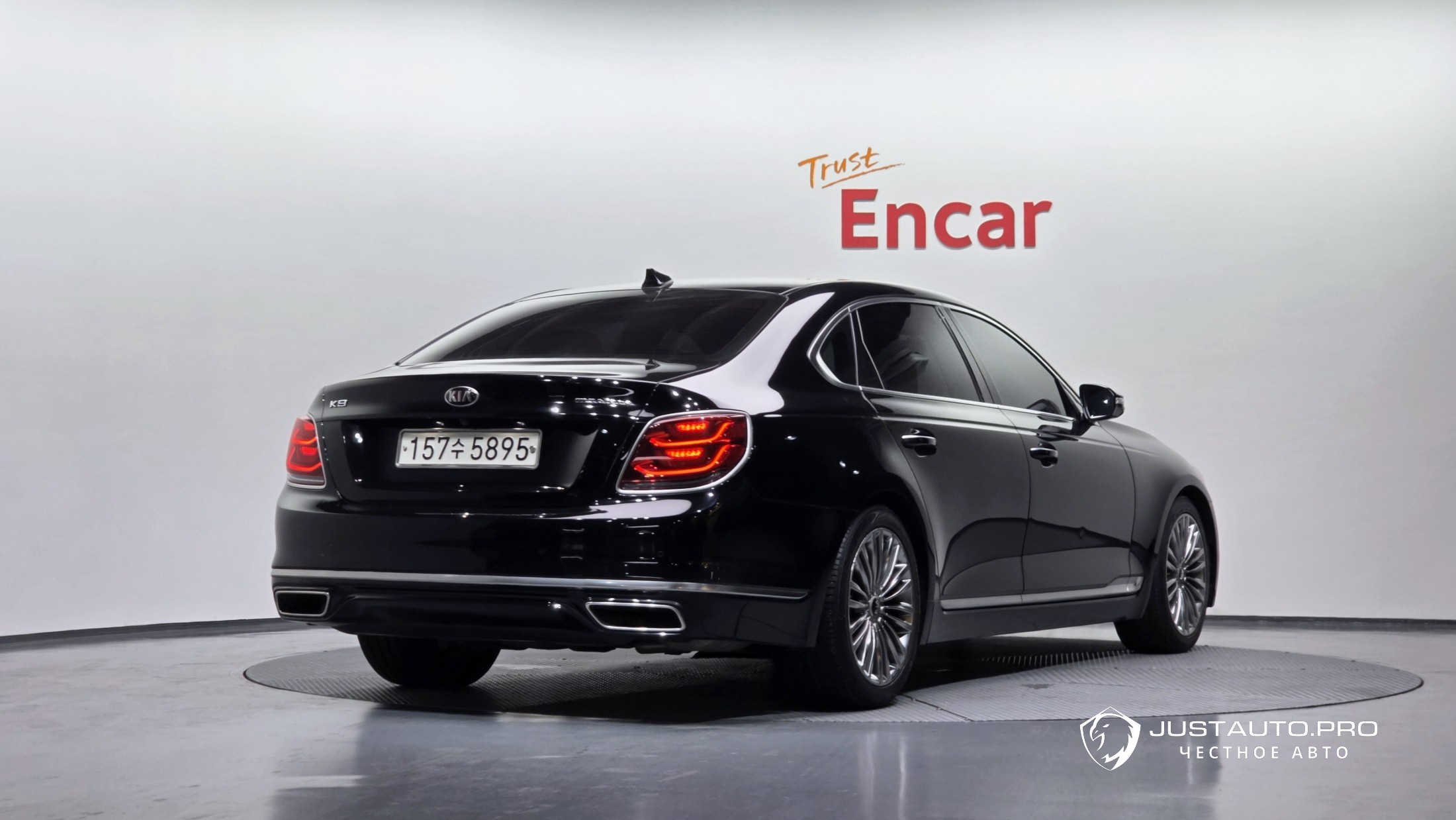 Автомобиль Kia K9