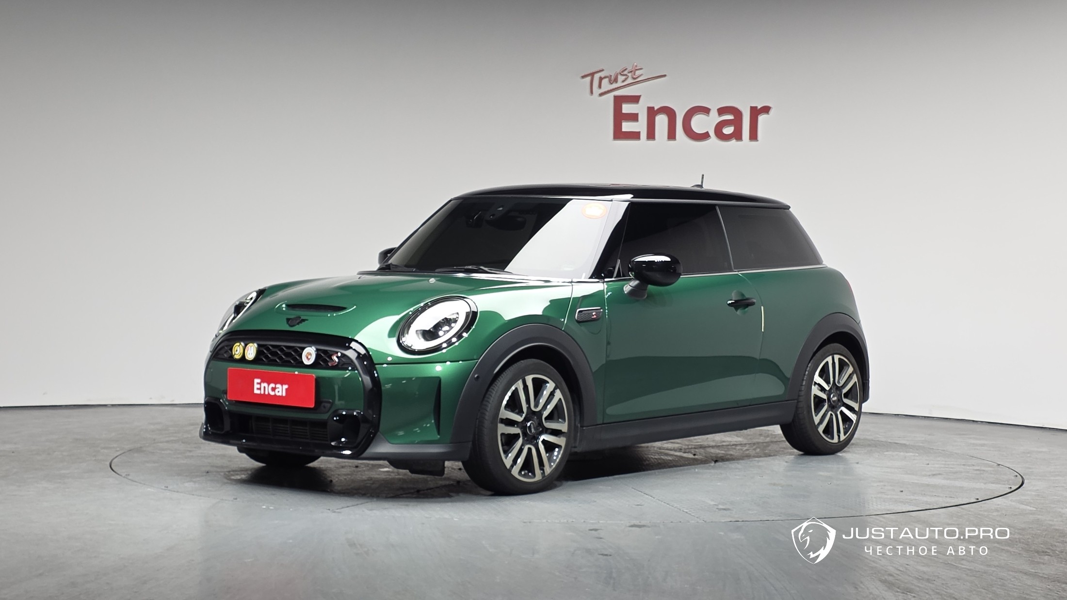 Автомобиль Mini Cooper