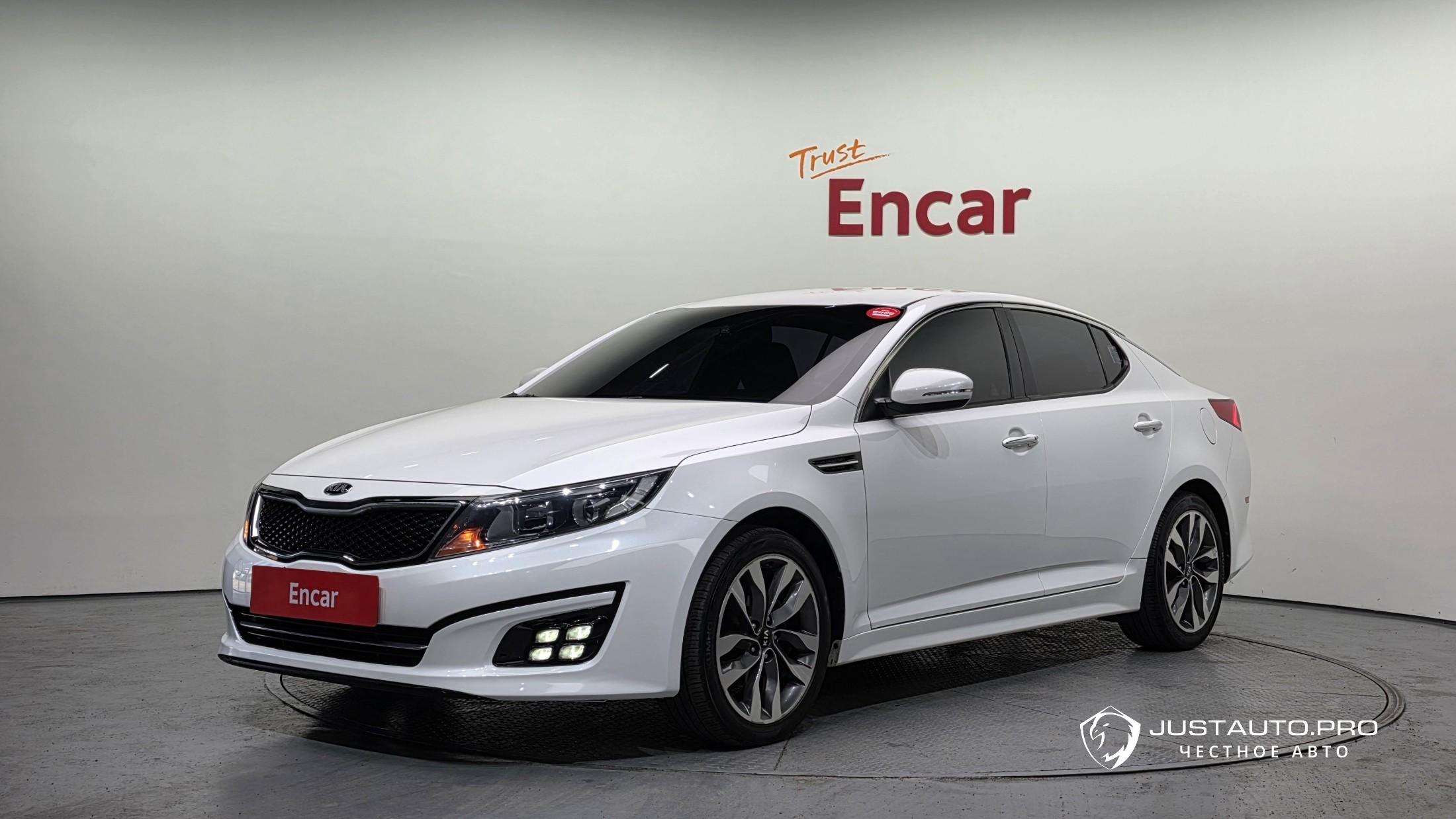 Автомобиль Kia K5