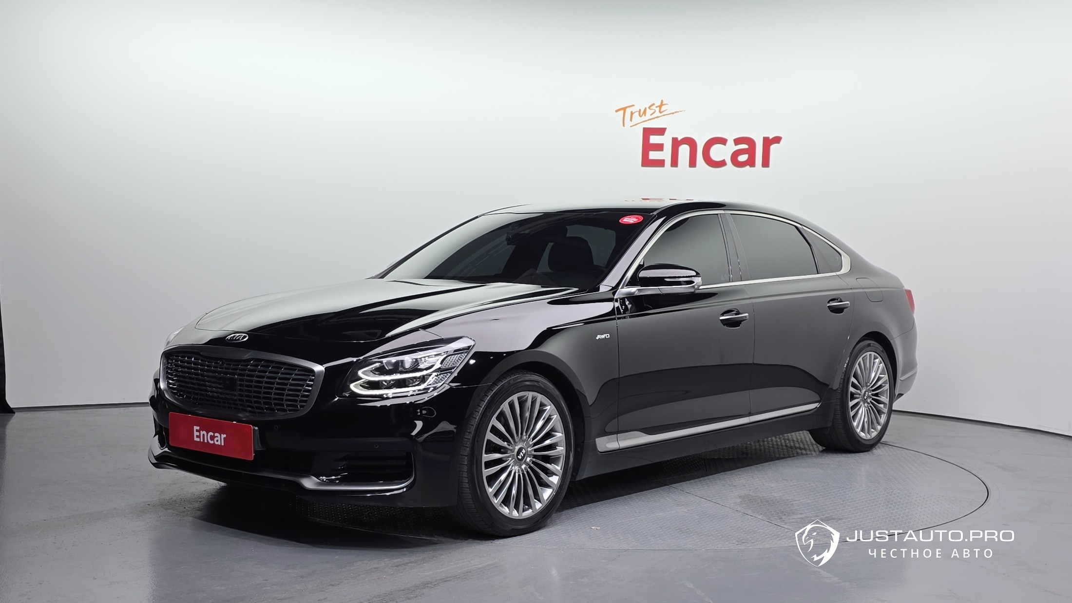 Автомобиль Kia K9