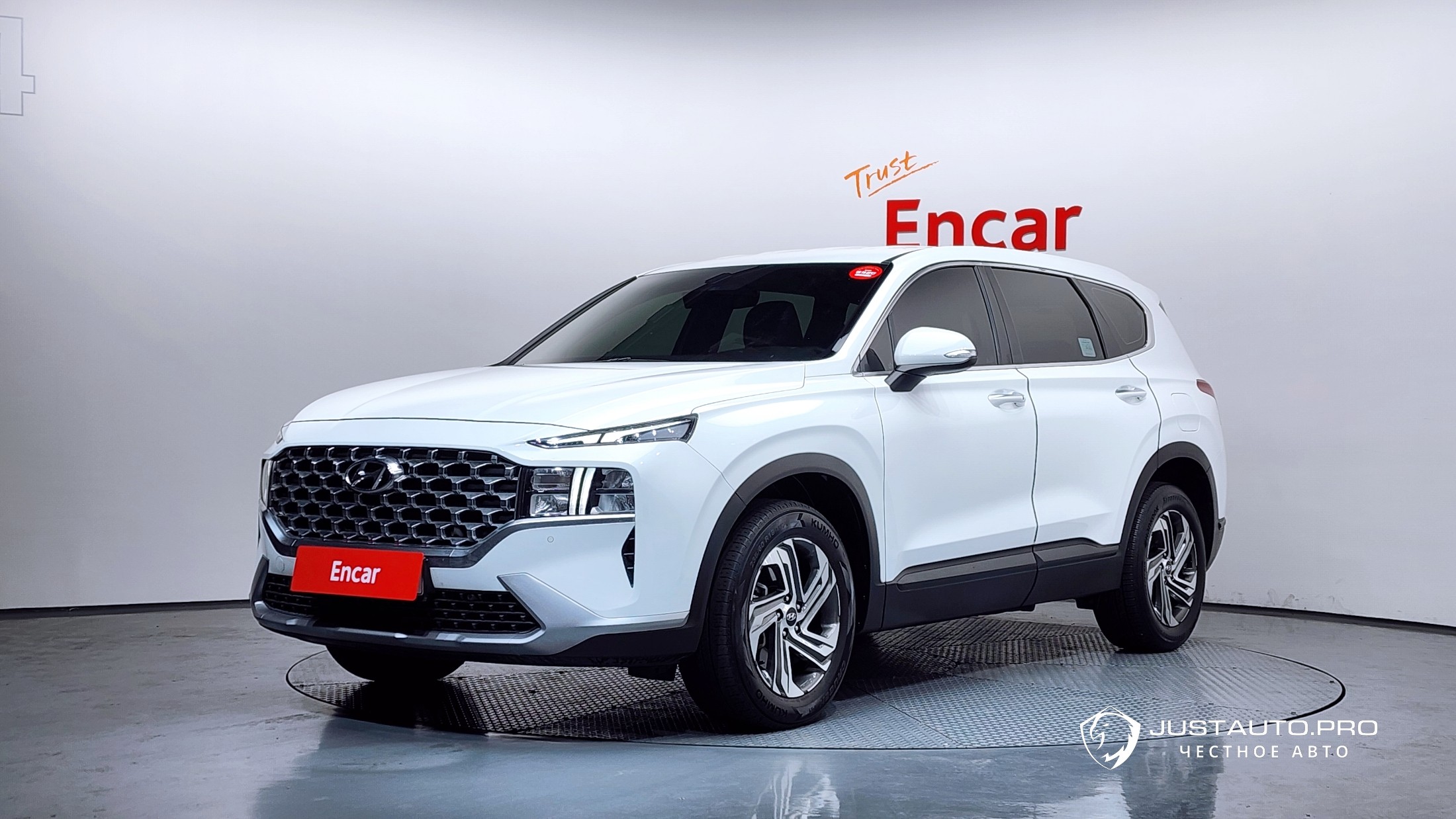 Автомобиль Hyundai Santafe