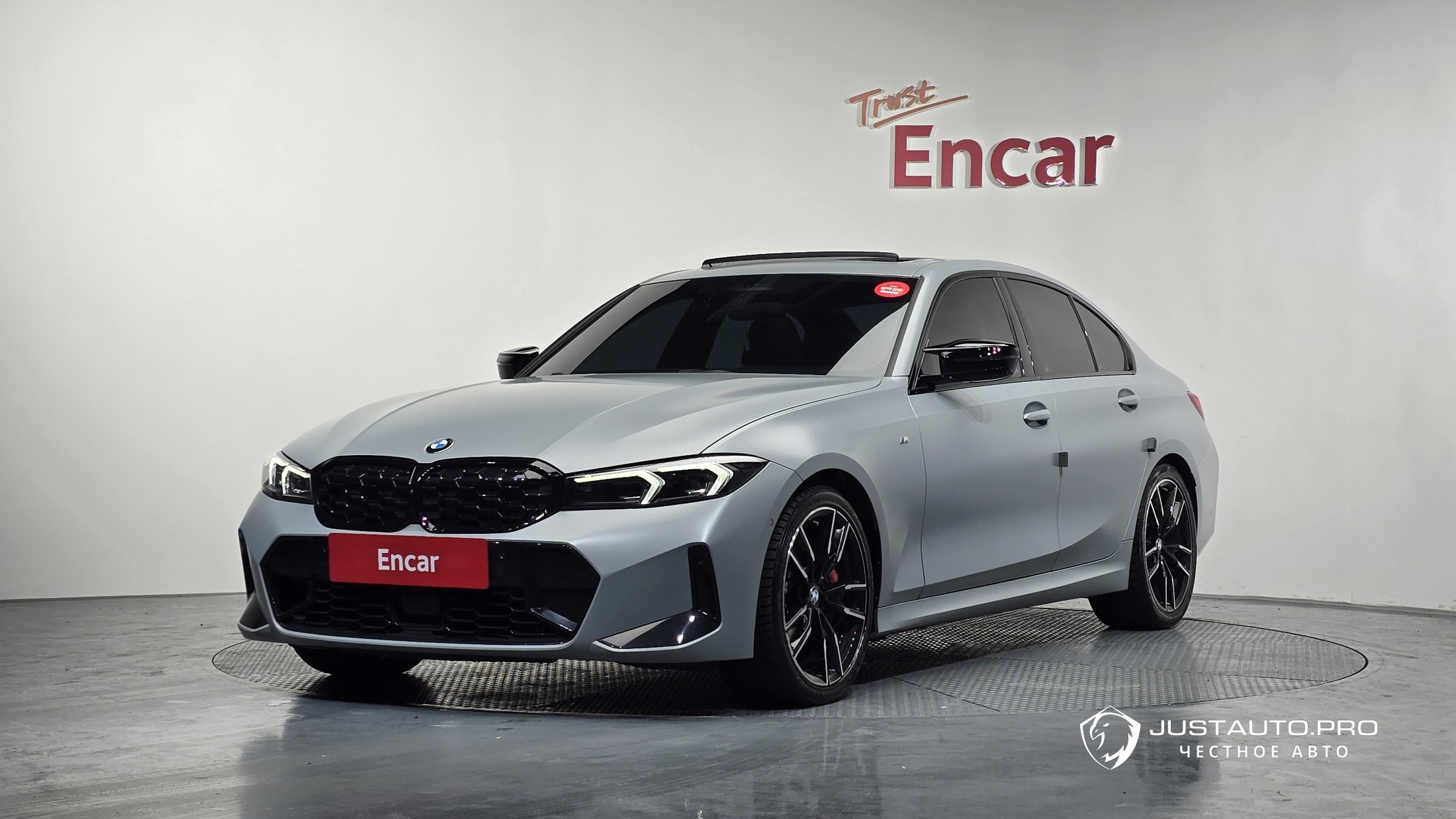 Автомобиль BMW 3-Series