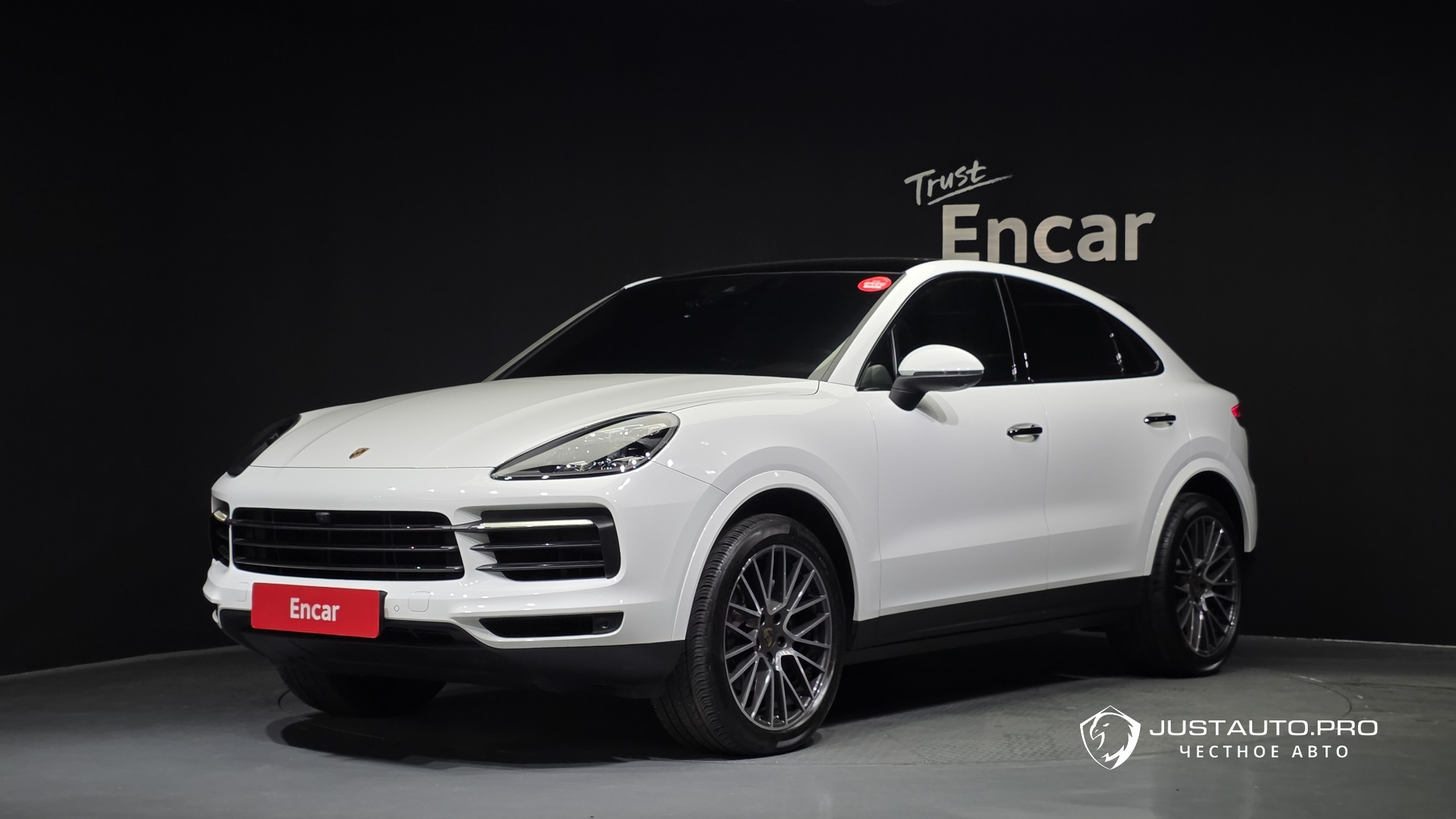 Автомобиль Porsche Cayenne