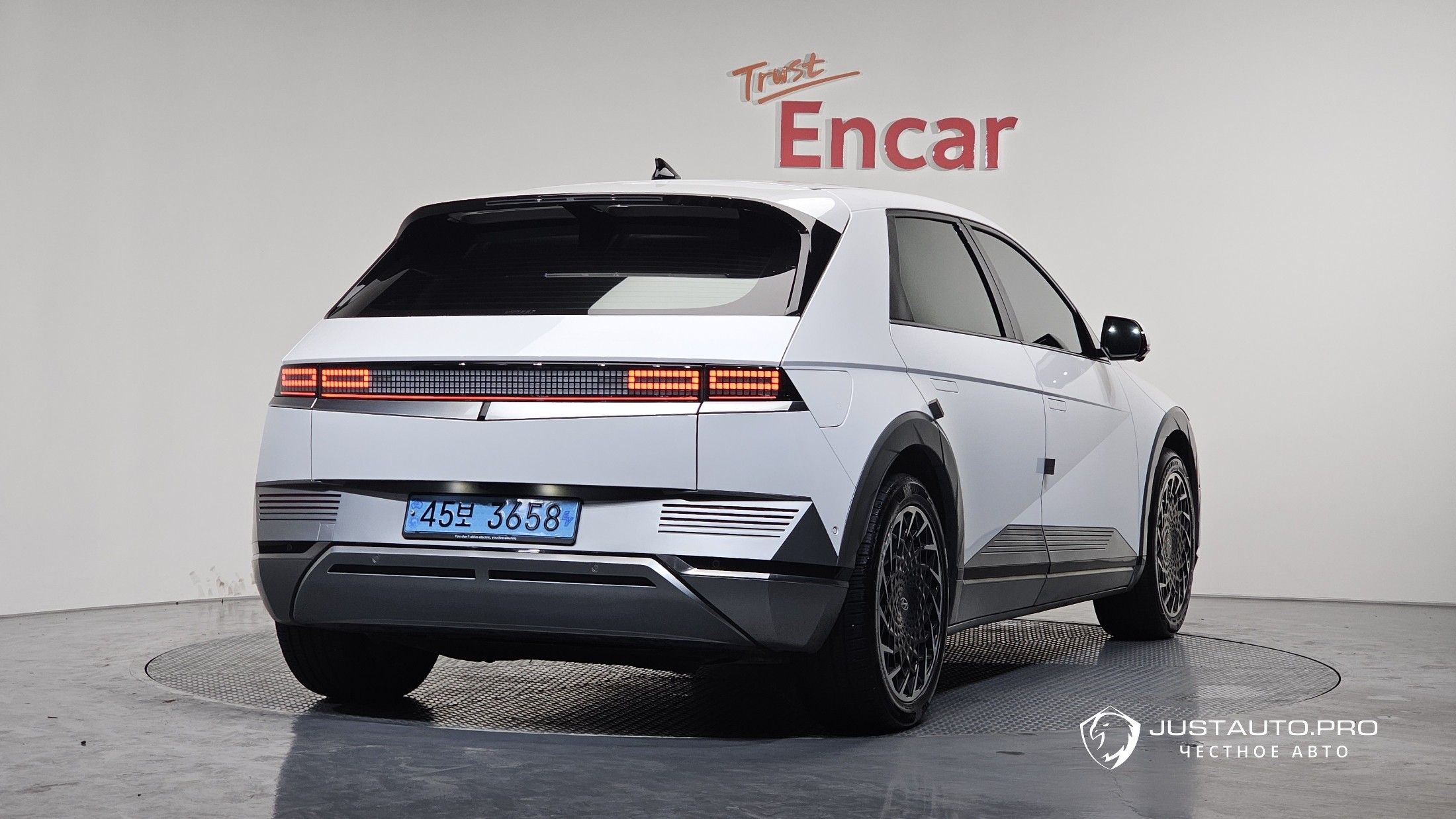 Автомобиль Hyundai Ioniq5